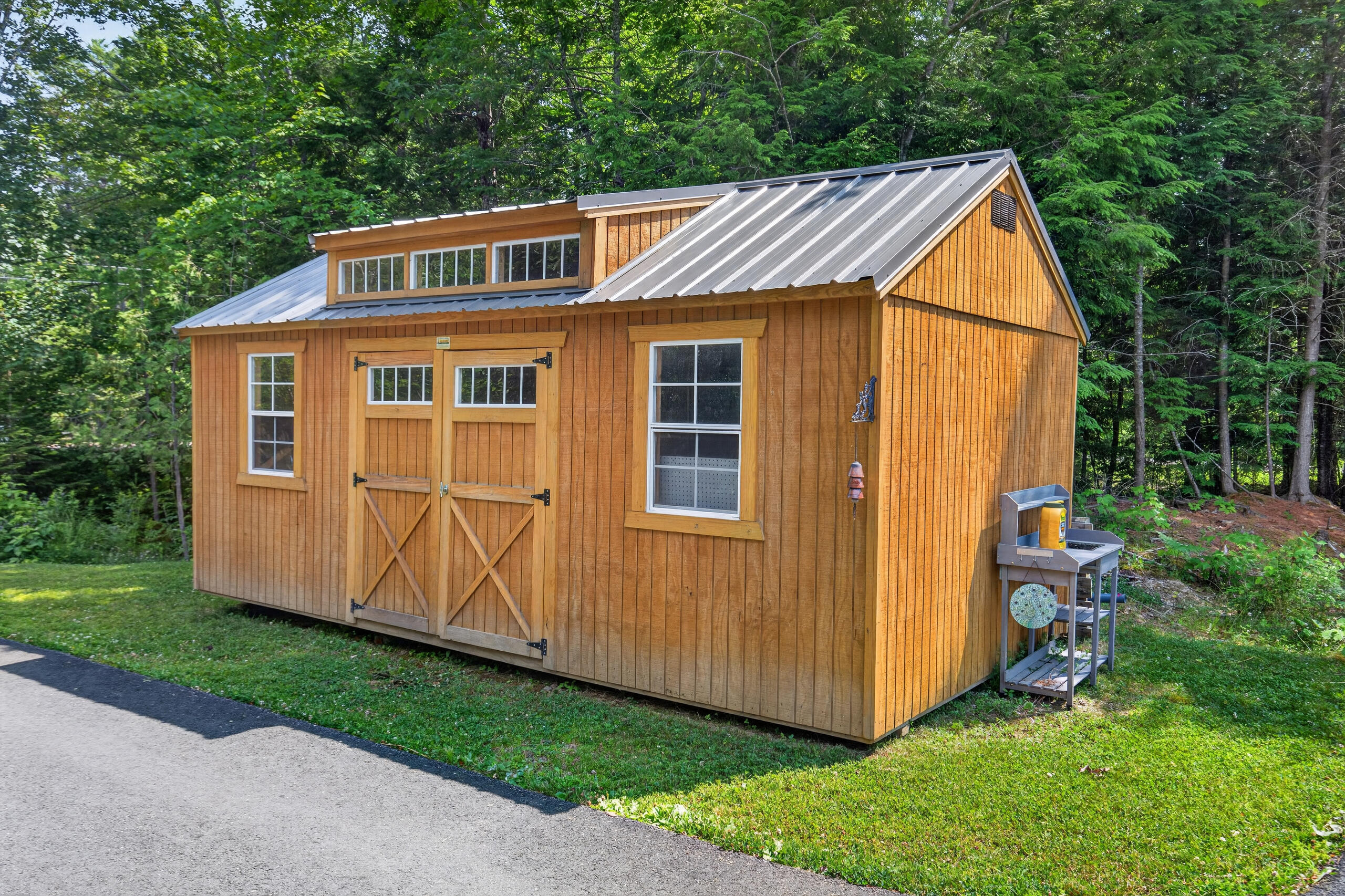 520 Bog Road, Hermon, ME 04401 Shed