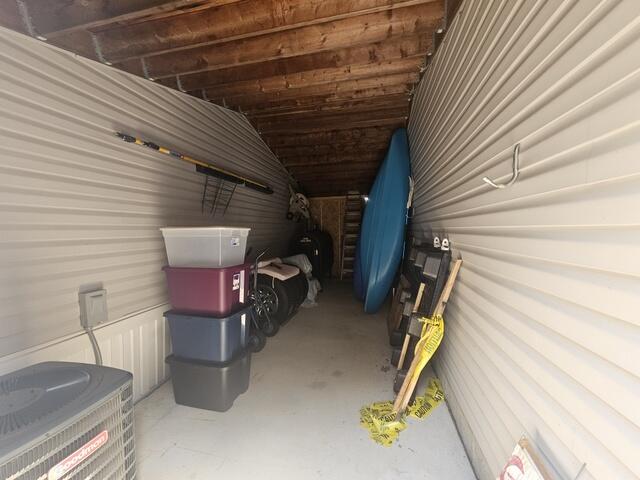 35.7 More stotage in attached shed