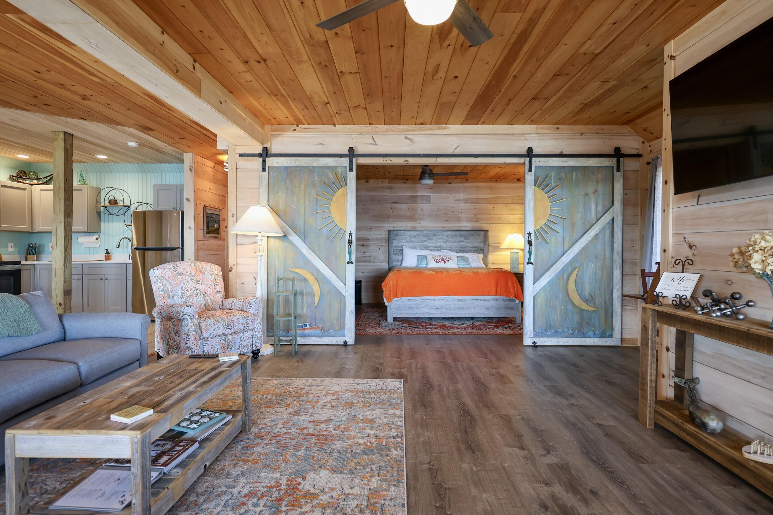 28 City Point Road, Vinalhaven, ME, 04863