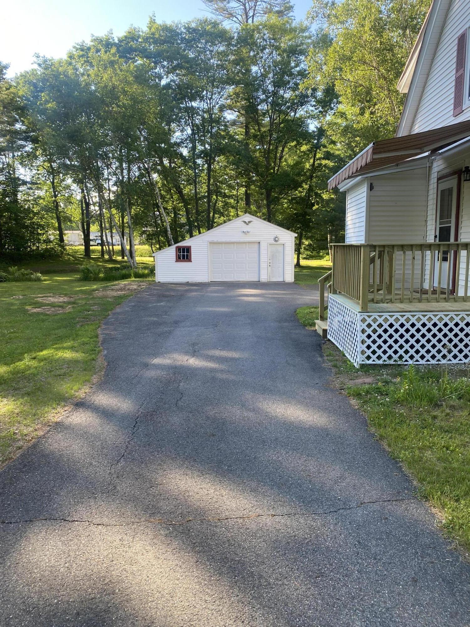 316 Canaan Road, Skowhegan, ME 04976 33 Garage