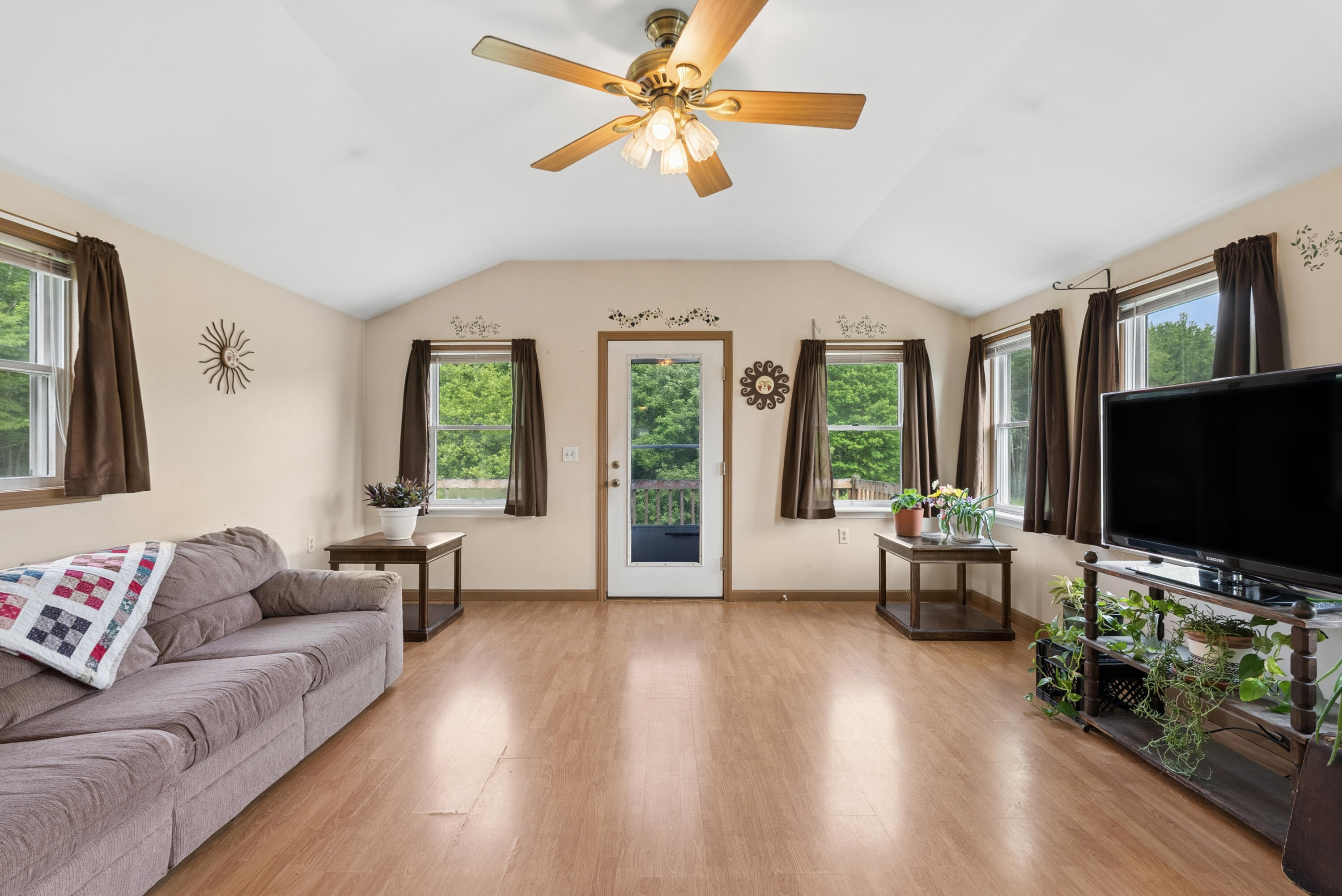 343 Luce Road, Readfield, ME 04355 DSC08466
