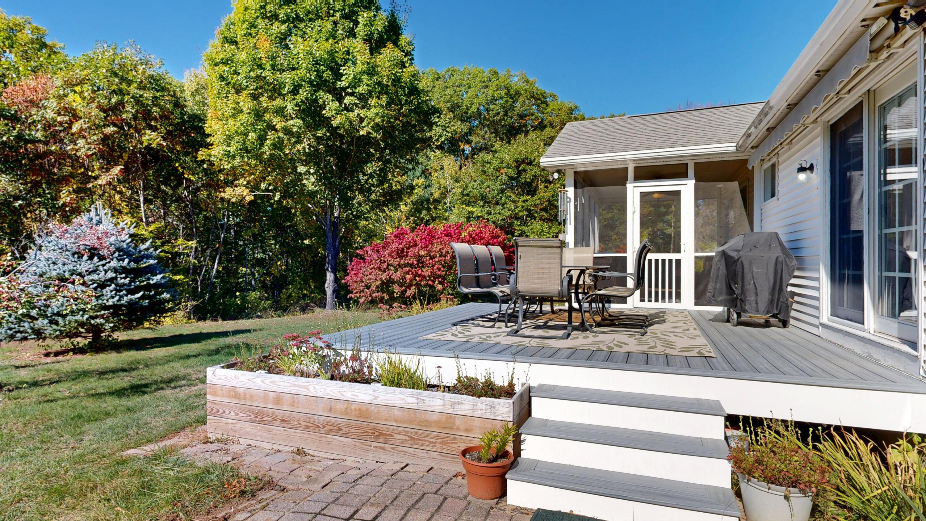 12 Hartford Street, Lewiston, ME, 04240