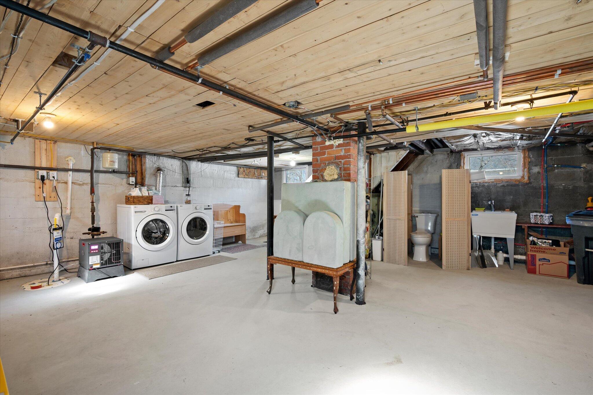 243 Nowell Road, Bangor, ME, 04401