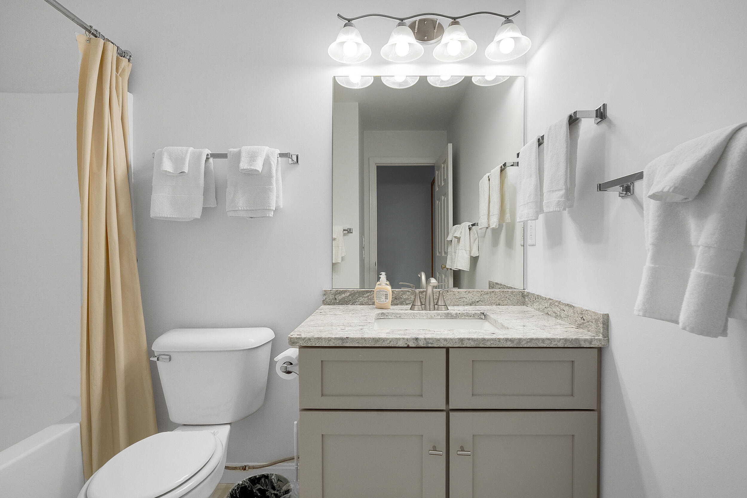 16 Jibe Road Road UNIT O-1, Newry, ME, 04261