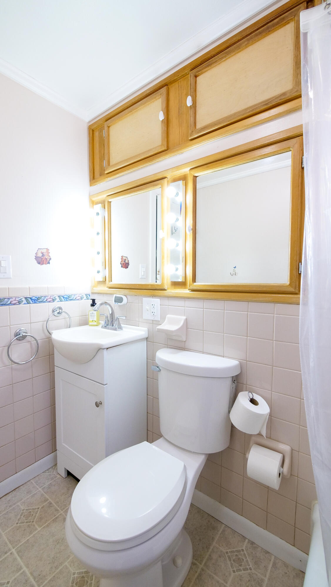 16 Gardner Road, Orono, ME, 04473