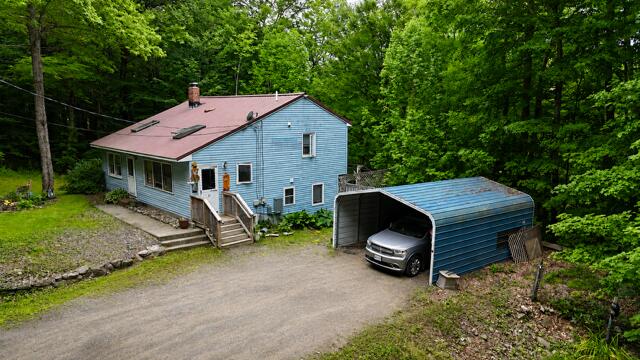 Photo of 7 Lovers Lane Saint Albans ME 04971