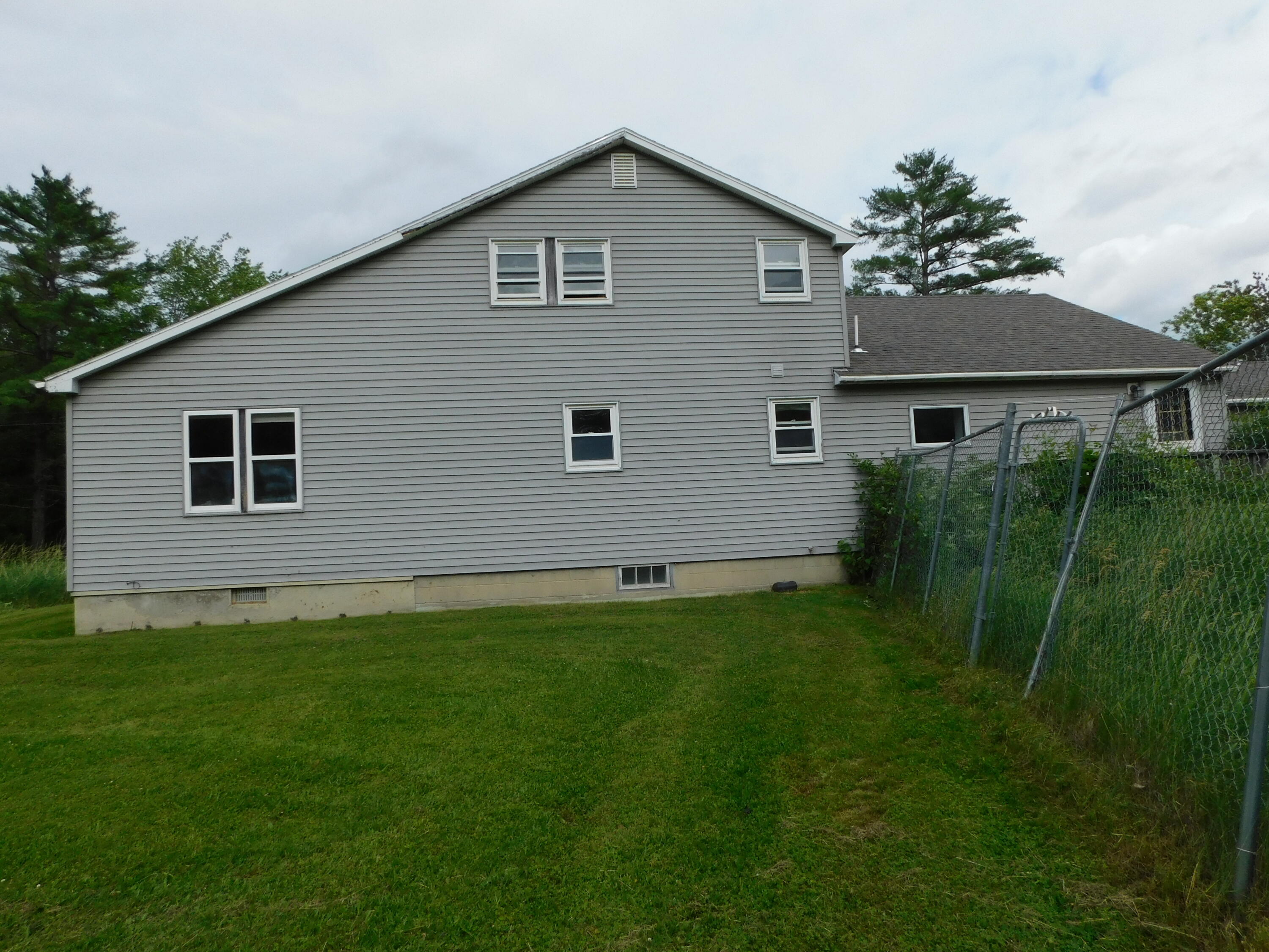 389 S Horseback Road, Burnham, ME 04922 DSCN4025
