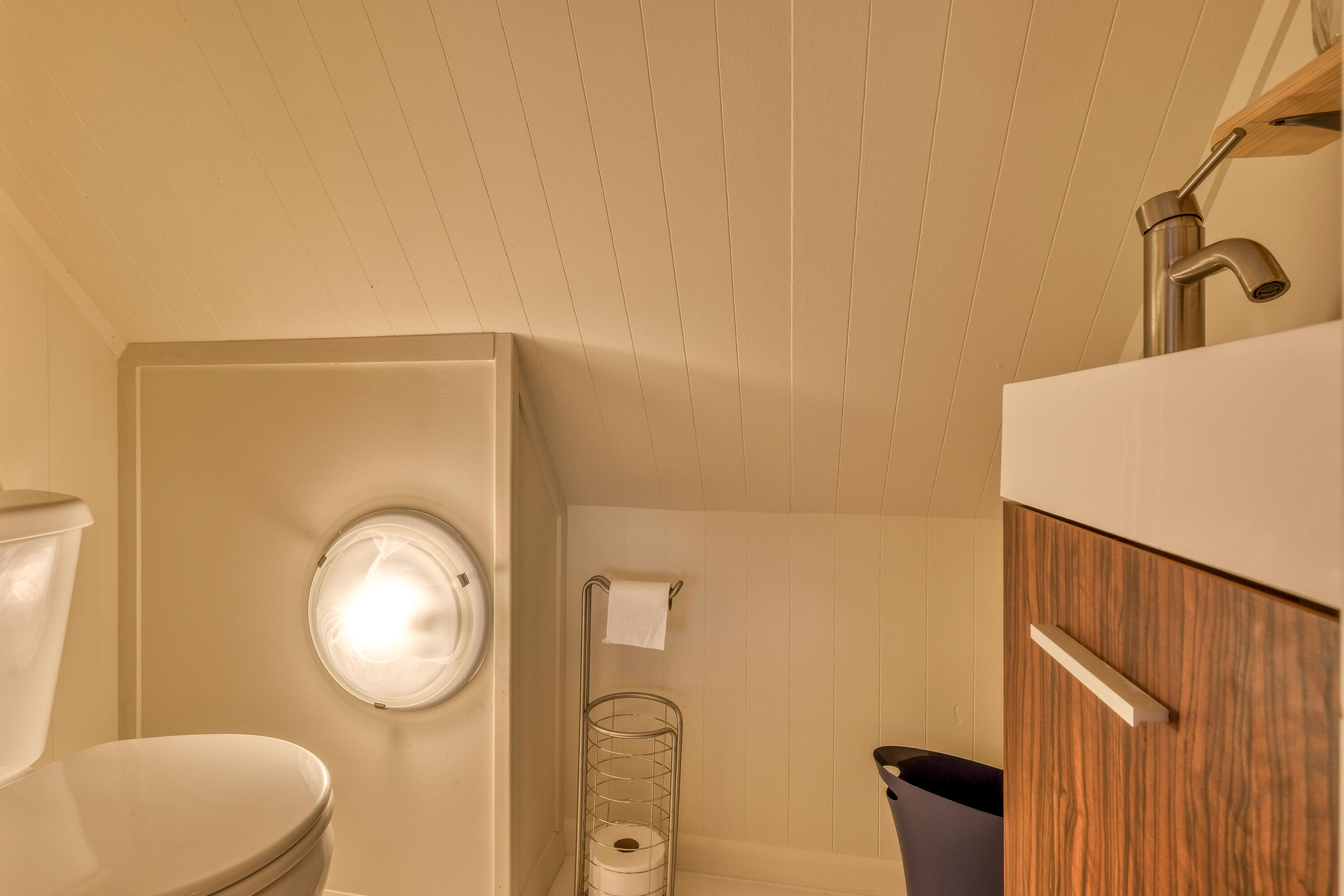 60 Main Street UNIT 1, Stonington, ME, 04681