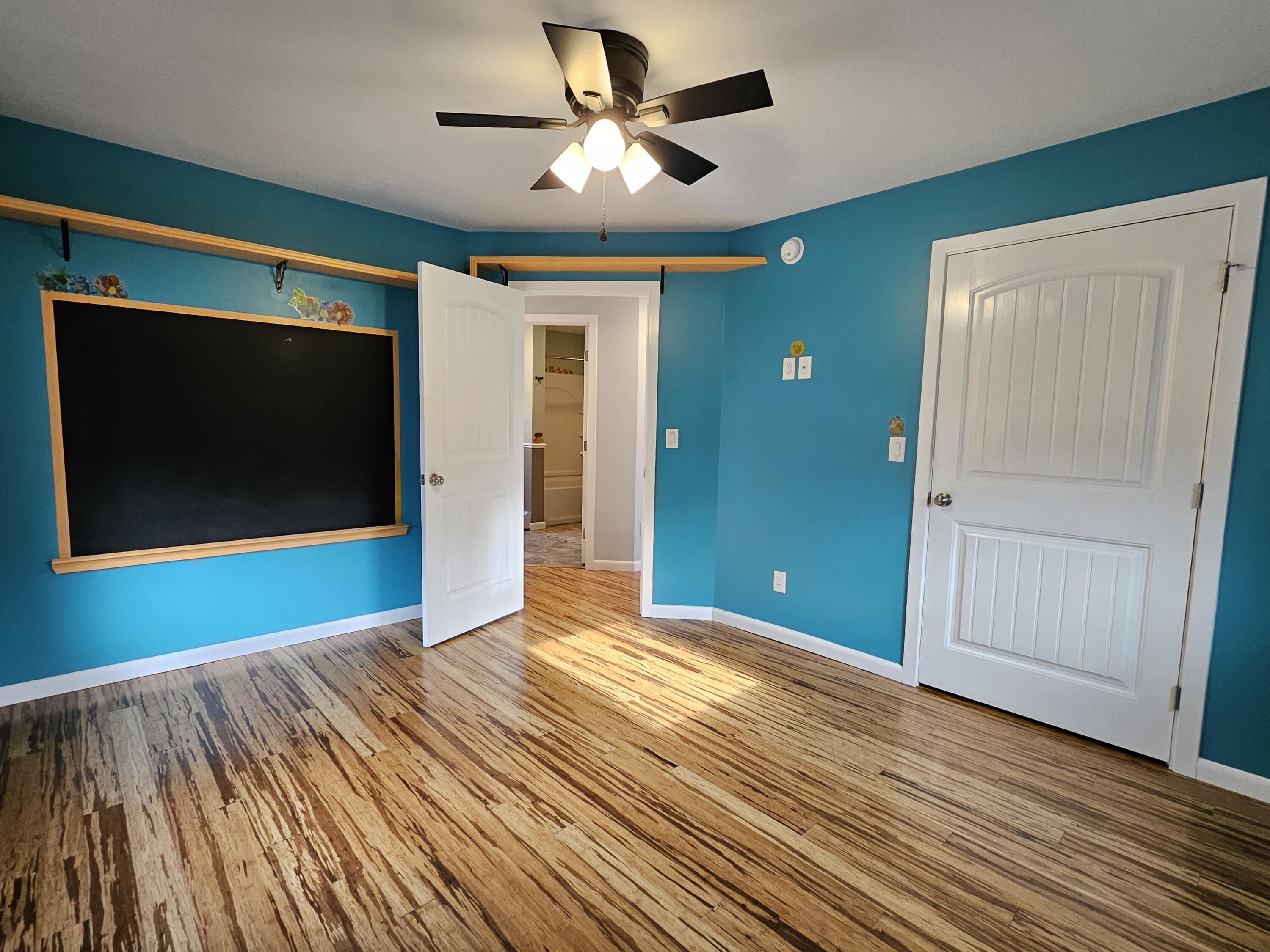 5 Lake Shore Drive, Greene, ME, 04236