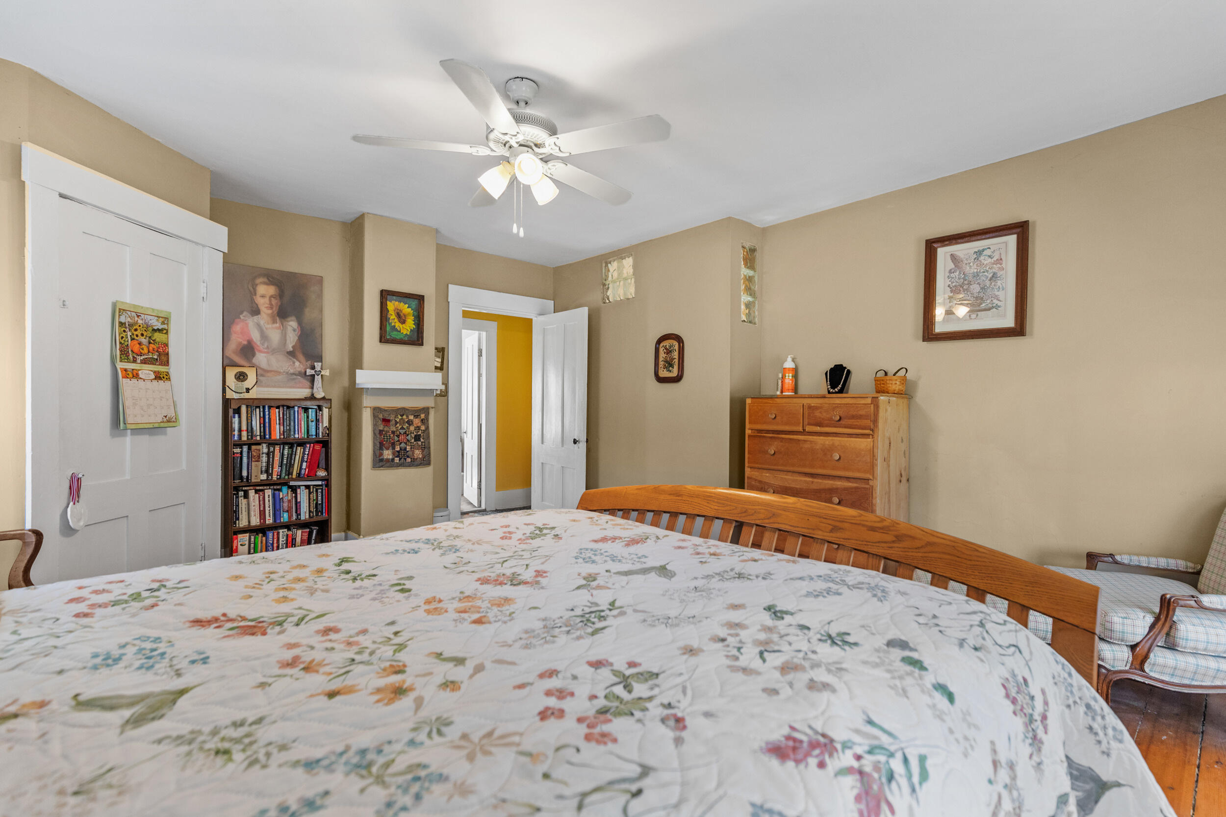 220 S High Street, Bridgton, ME, 04009