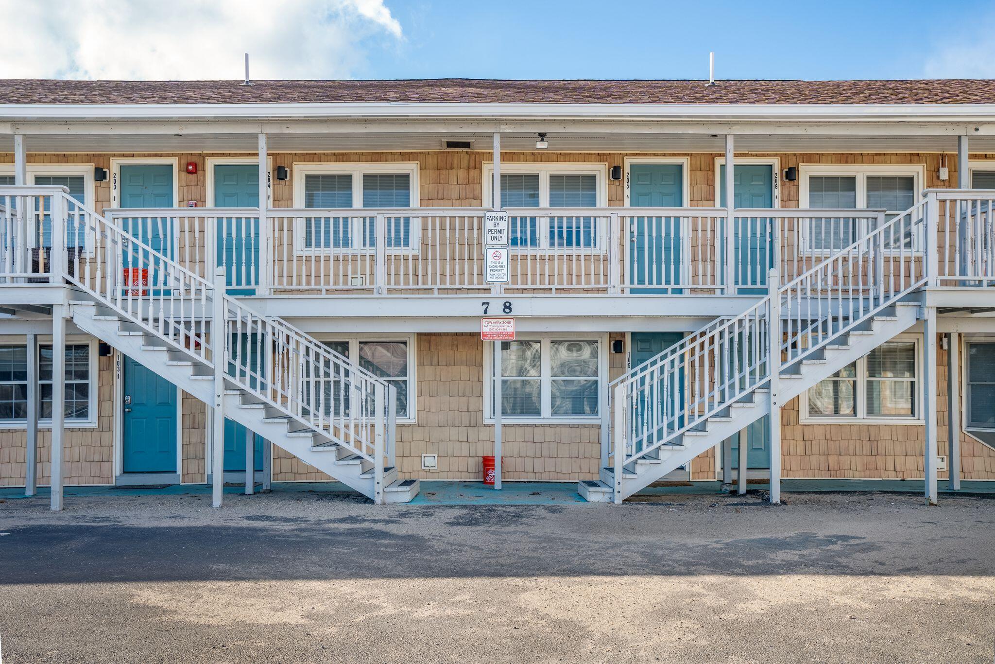 78 E Grand Avenue 202