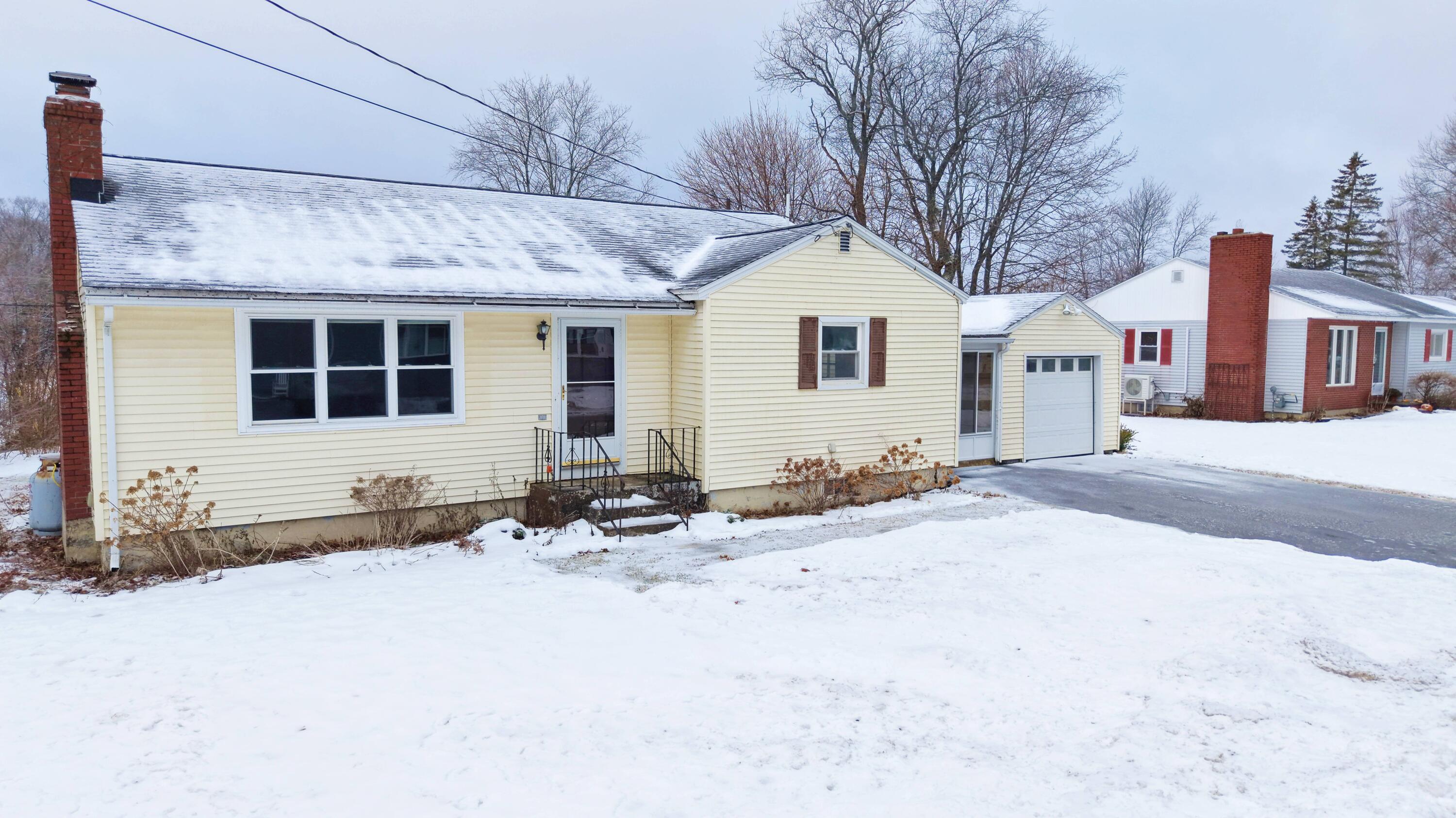 13 Westbrook Terrace, Hampden, ME, 04444