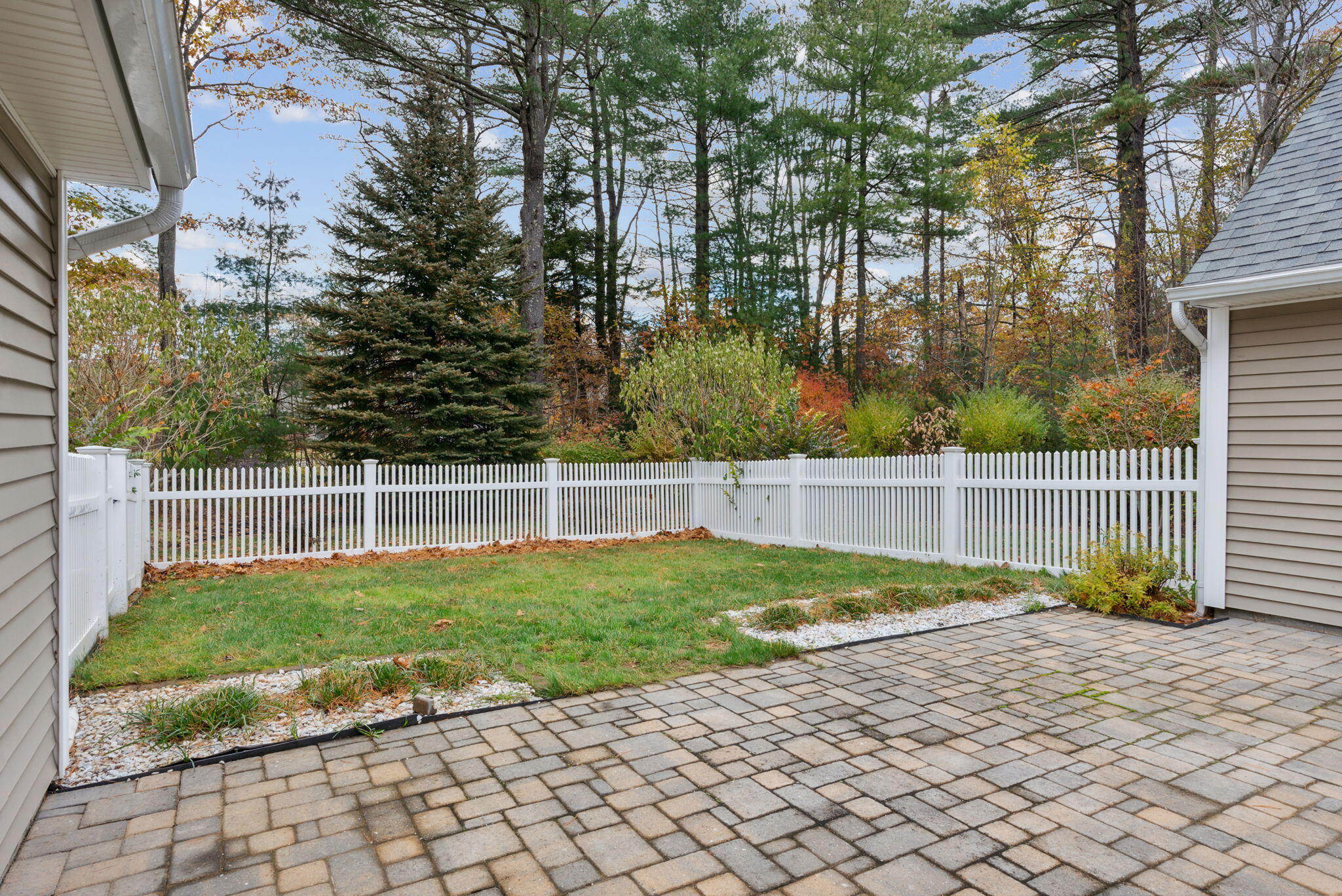 22 Coralburst Lane