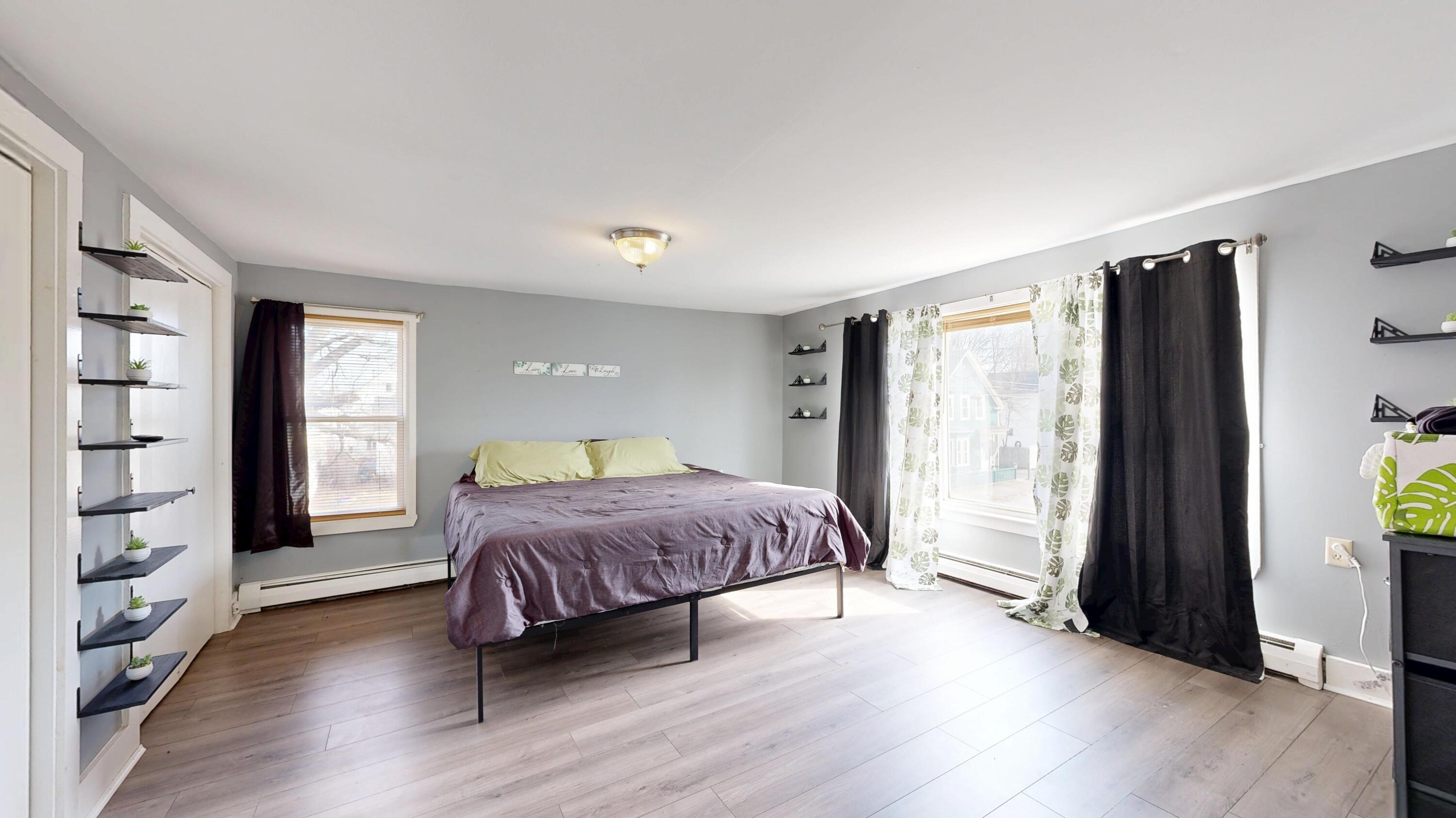 26 Holland Street, Lewiston, ME, 04240