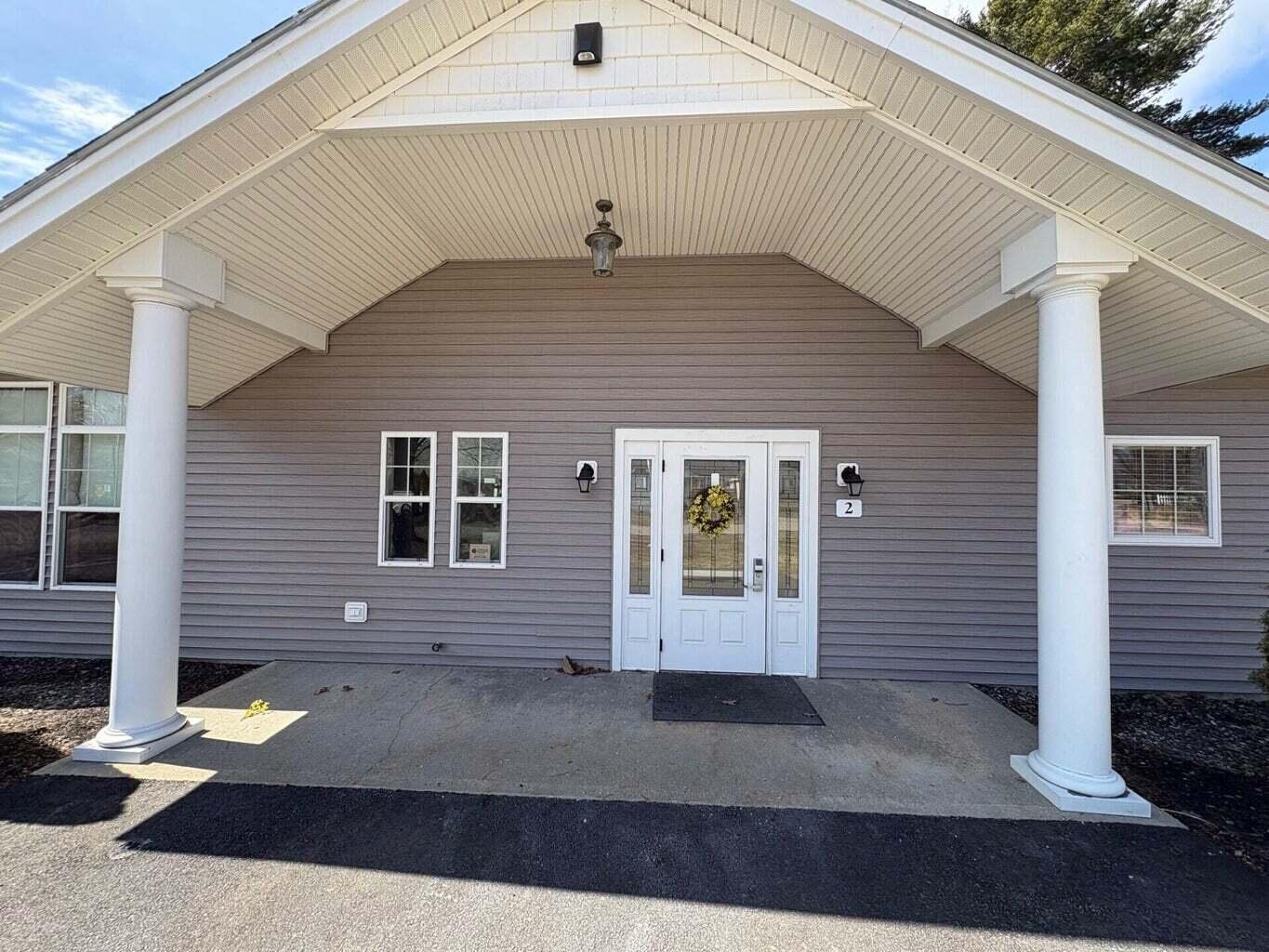 52 Macintosh Lane 52