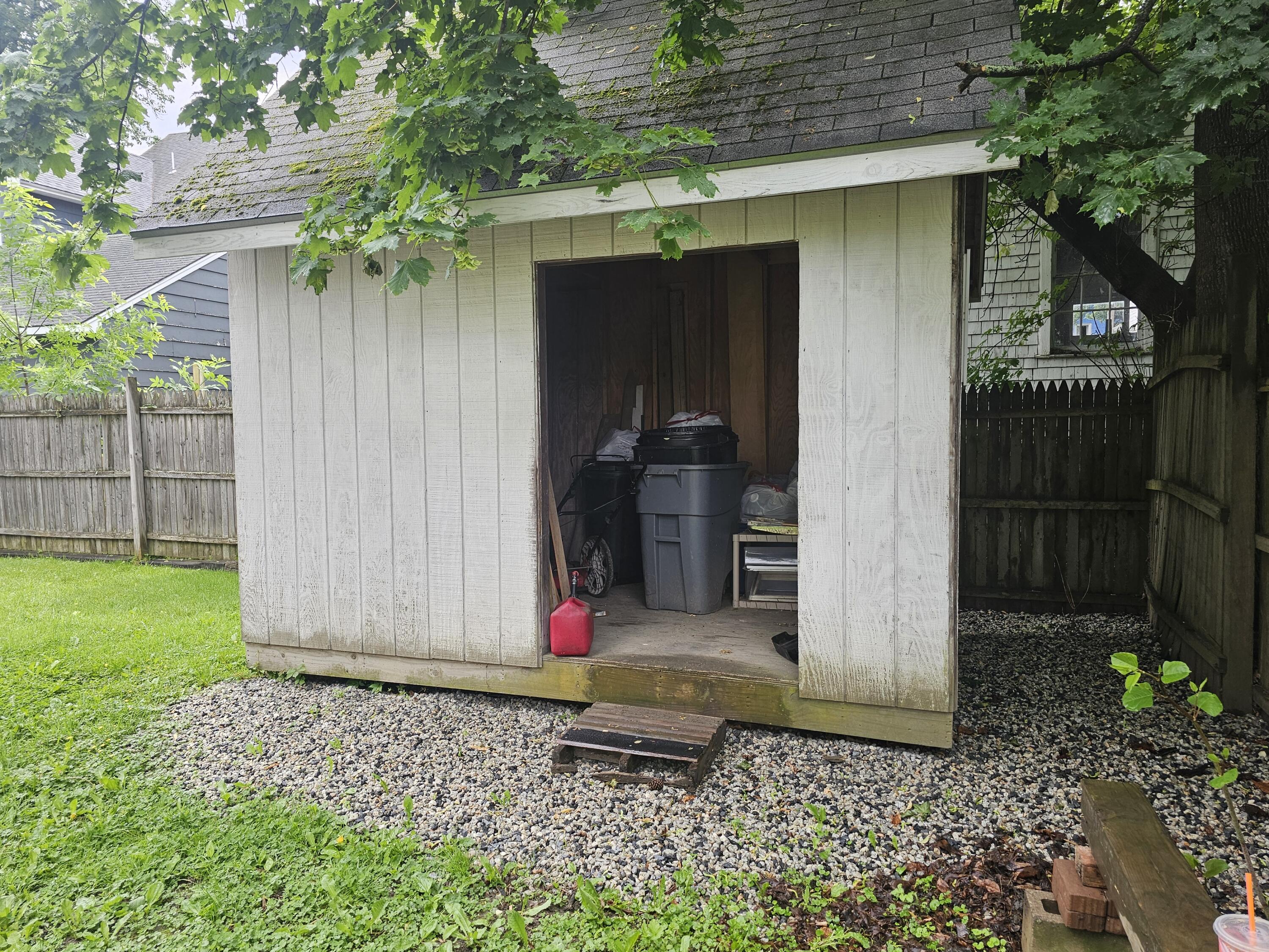 101 Elm Street, Lewiston, ME 04240 Shed
