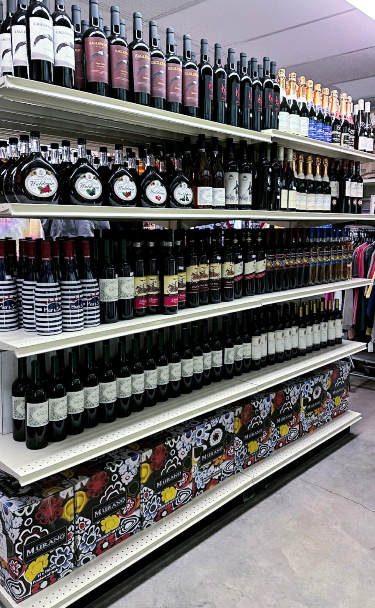 57 E Grand Avenue, Old Orchard Beach, ME, 04064