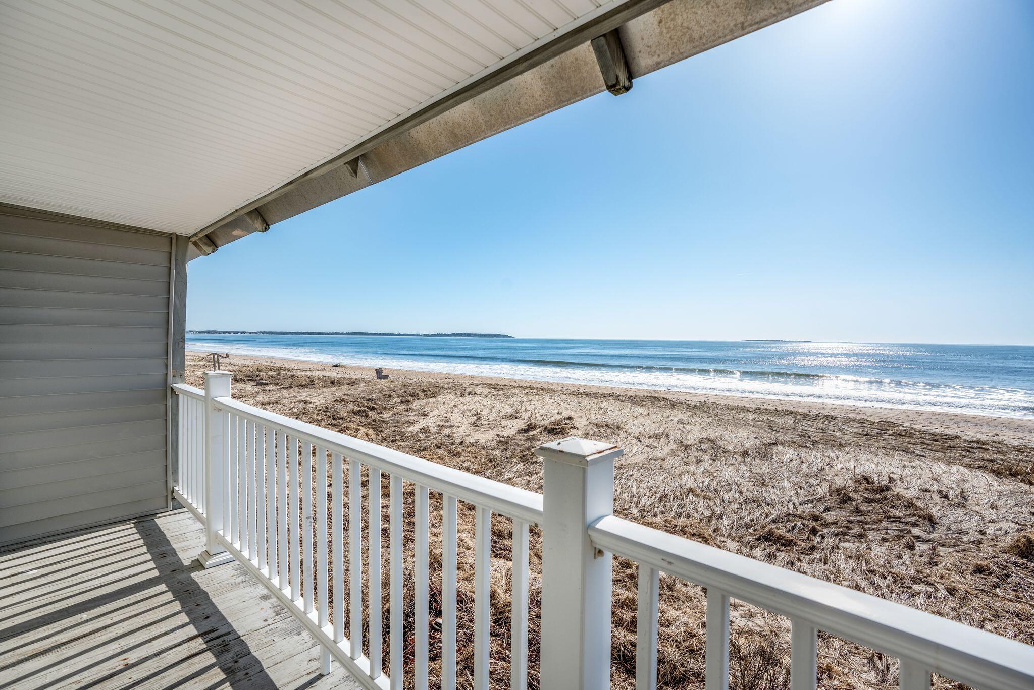 105 E Grand Avenue 7
