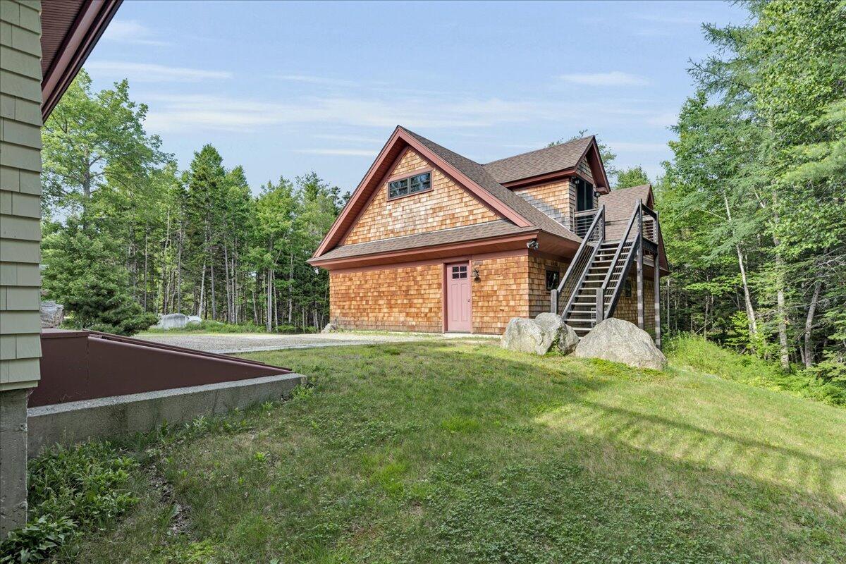 70 Ledgewood Lane, Blue Hill, ME, 04614