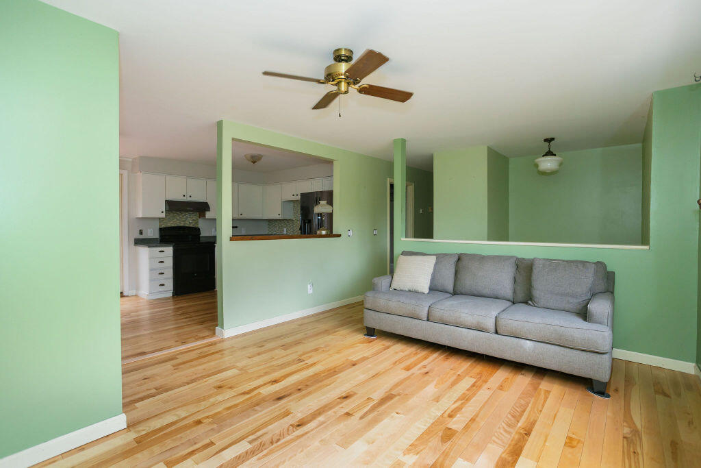 109 Sunny Hill Drive, Farmington, ME, 04938