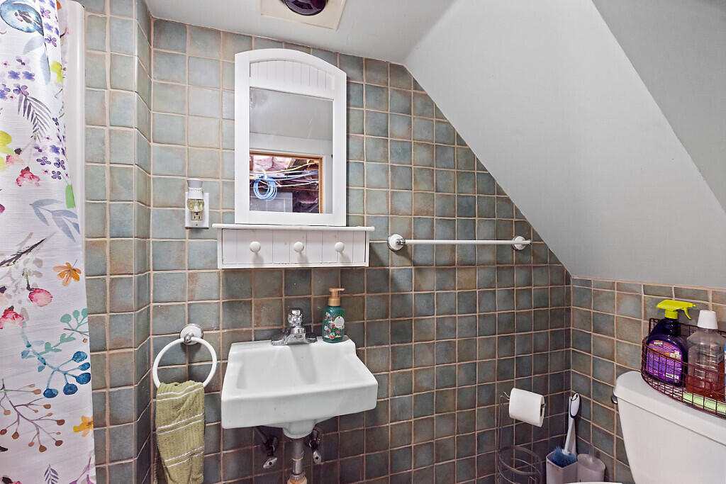 13 Cooper Road, Chesterville, ME, 04938