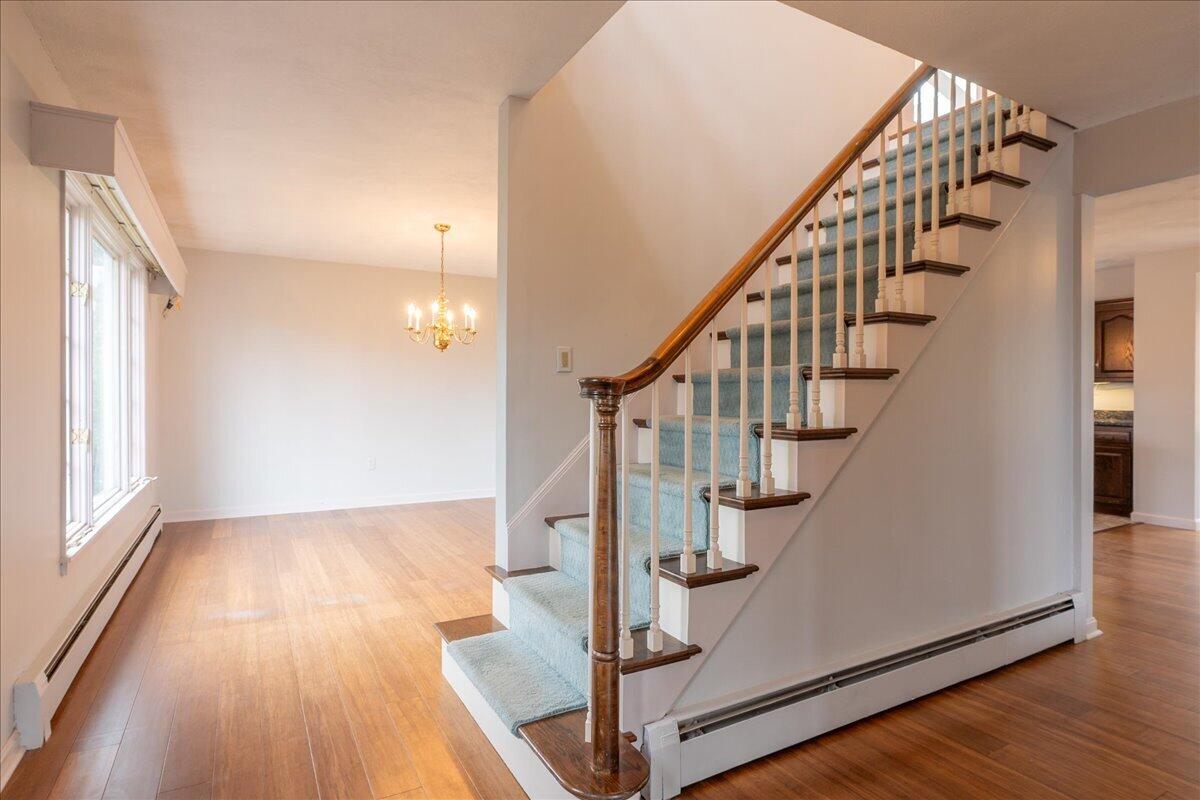 200 Mistic Avenue, Rockport, ME, 04856