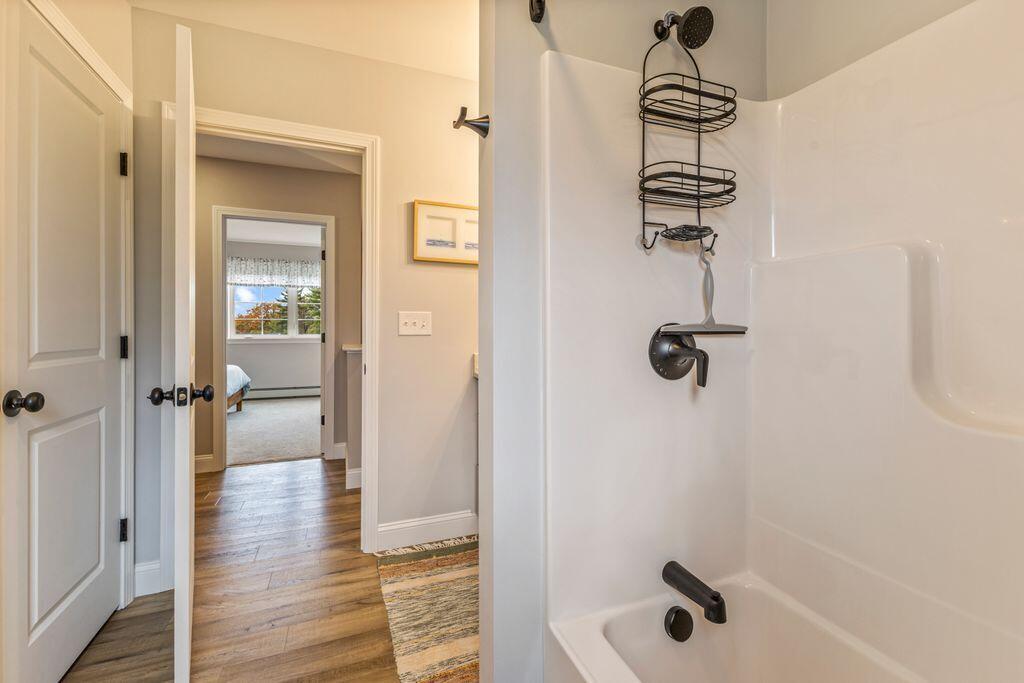 11 Estes Drive, Standish, ME, 04085