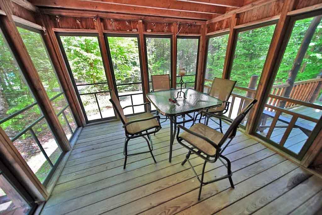 deck-screened-in-vacation-h