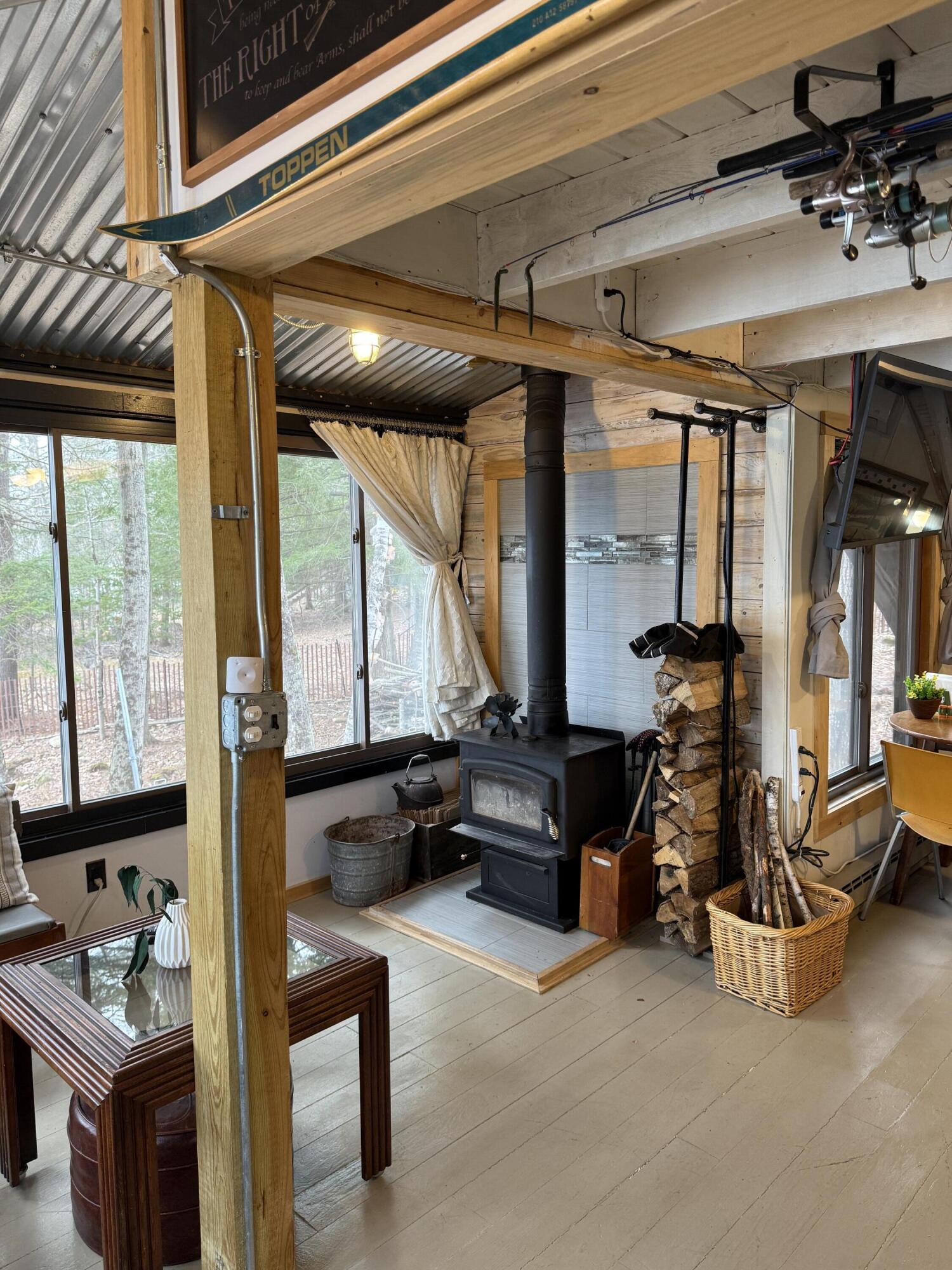 47 Point Lane, Norway, ME, 04268