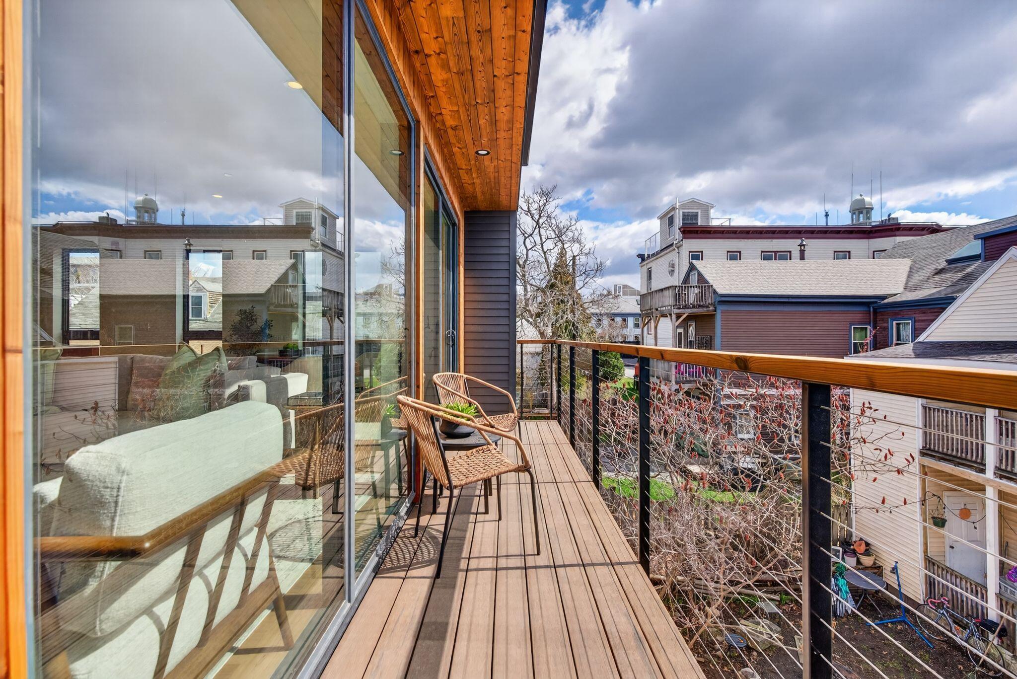 58 Cumberland Avenue UNIT 3, Portland, ME, 04101