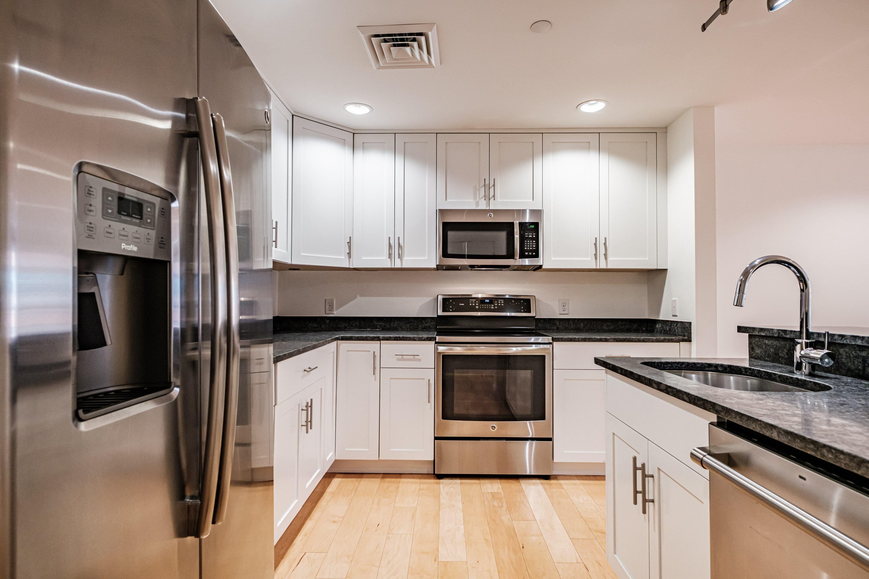 25 High Street UNIT 214, Portland, ME, 04101