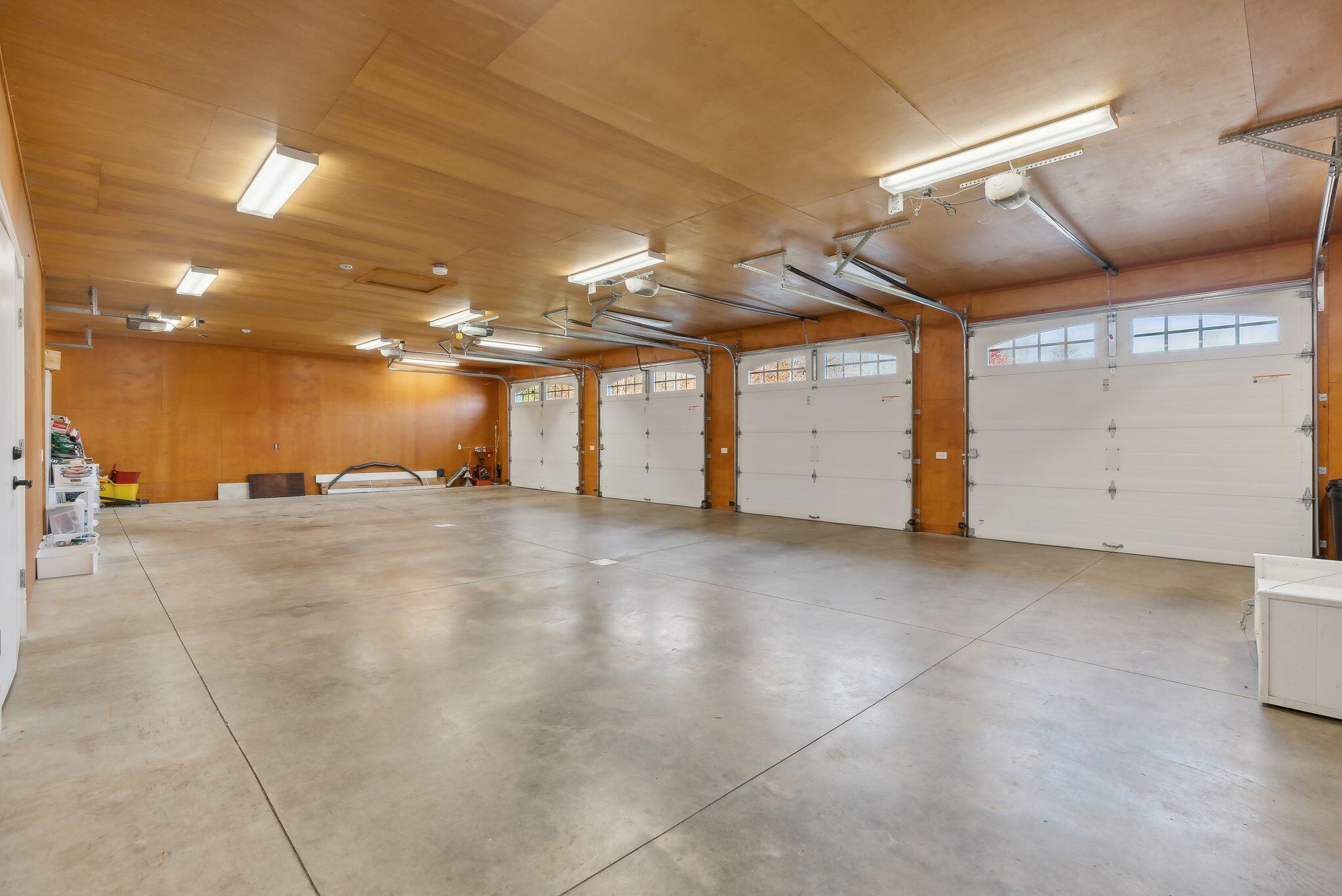 78 + 98 Hussey Hill Road, Oakland, ME, 04963