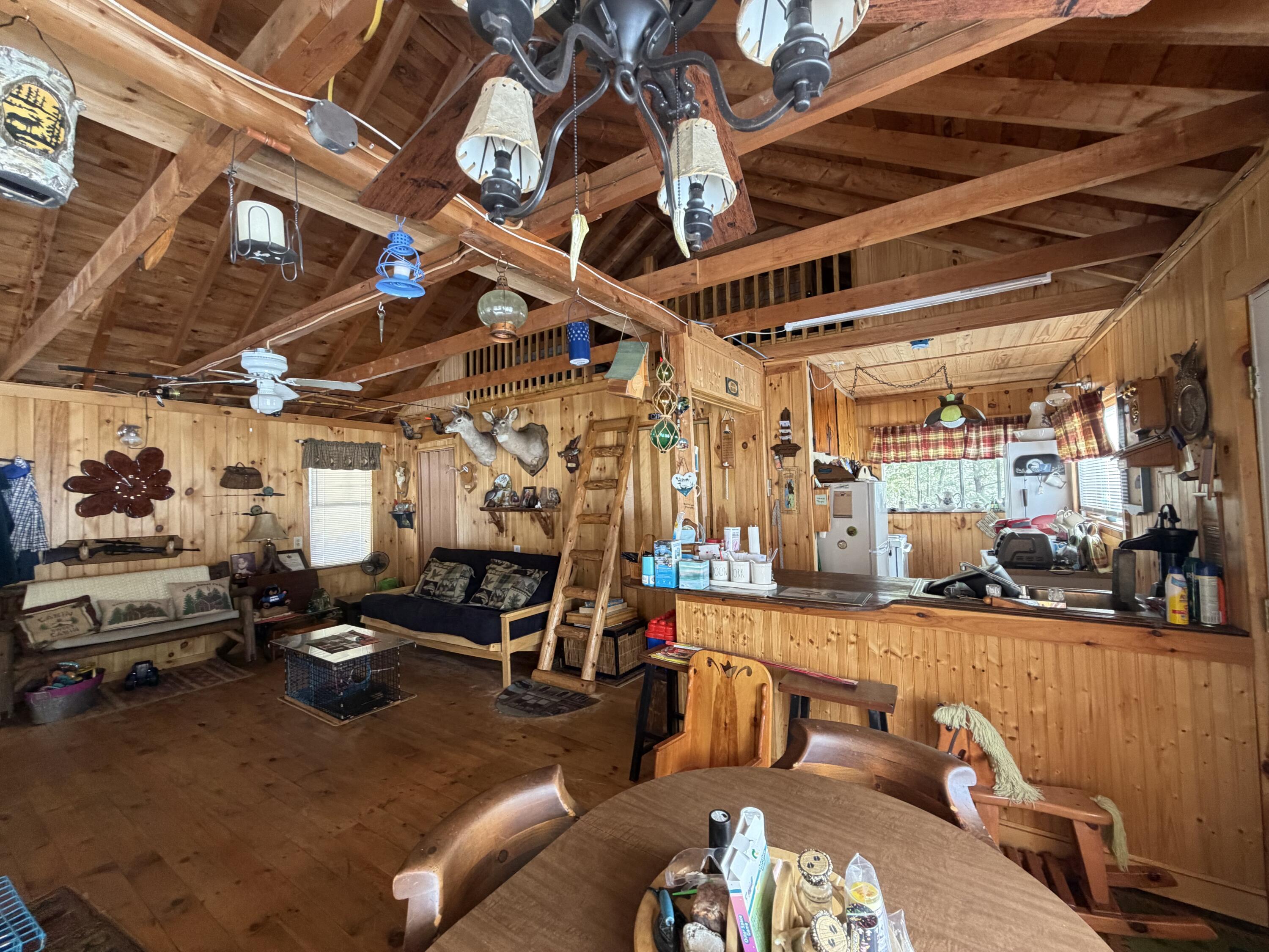 76 Hoover Lane, Lincoln, ME, 04457