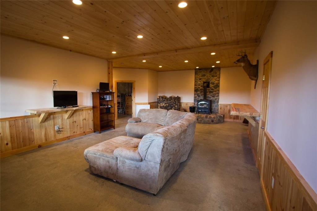 274 Shamrock Road, Albany Twp, ME, 04217-6101