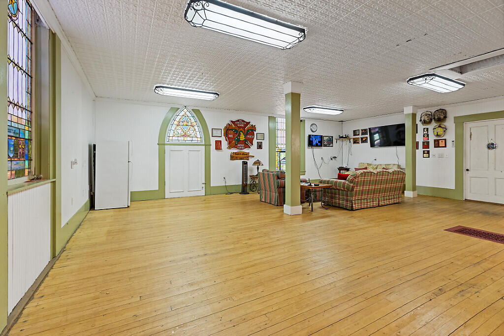 83 Main Street, Phillips, ME, 04966