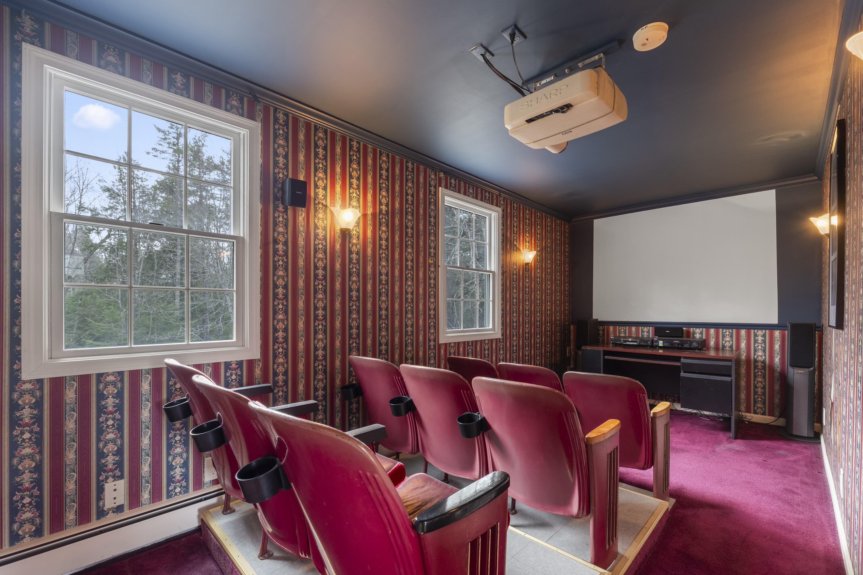 847 Middlesex Road, Topsham, ME, 04086
