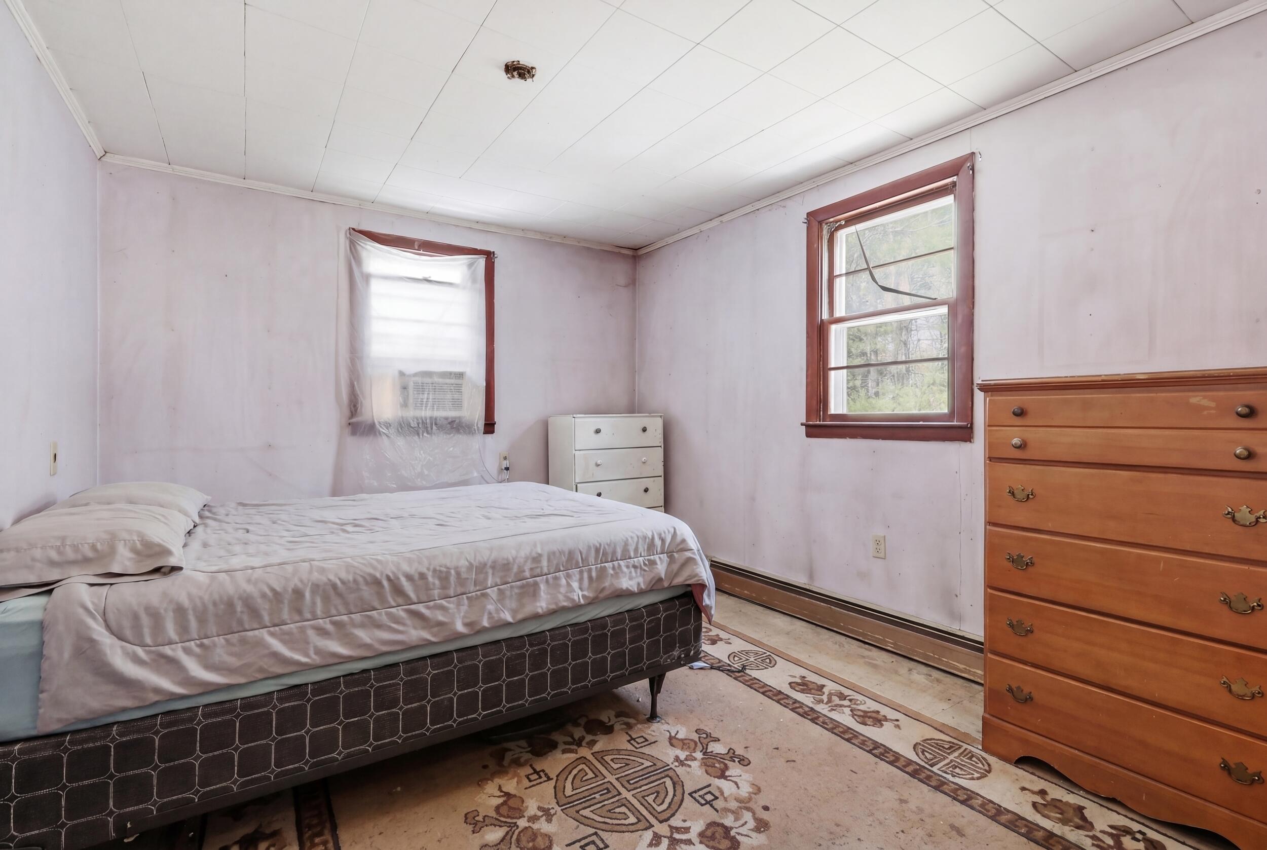 392 Elm Street, Mechanic Falls, ME, 04256