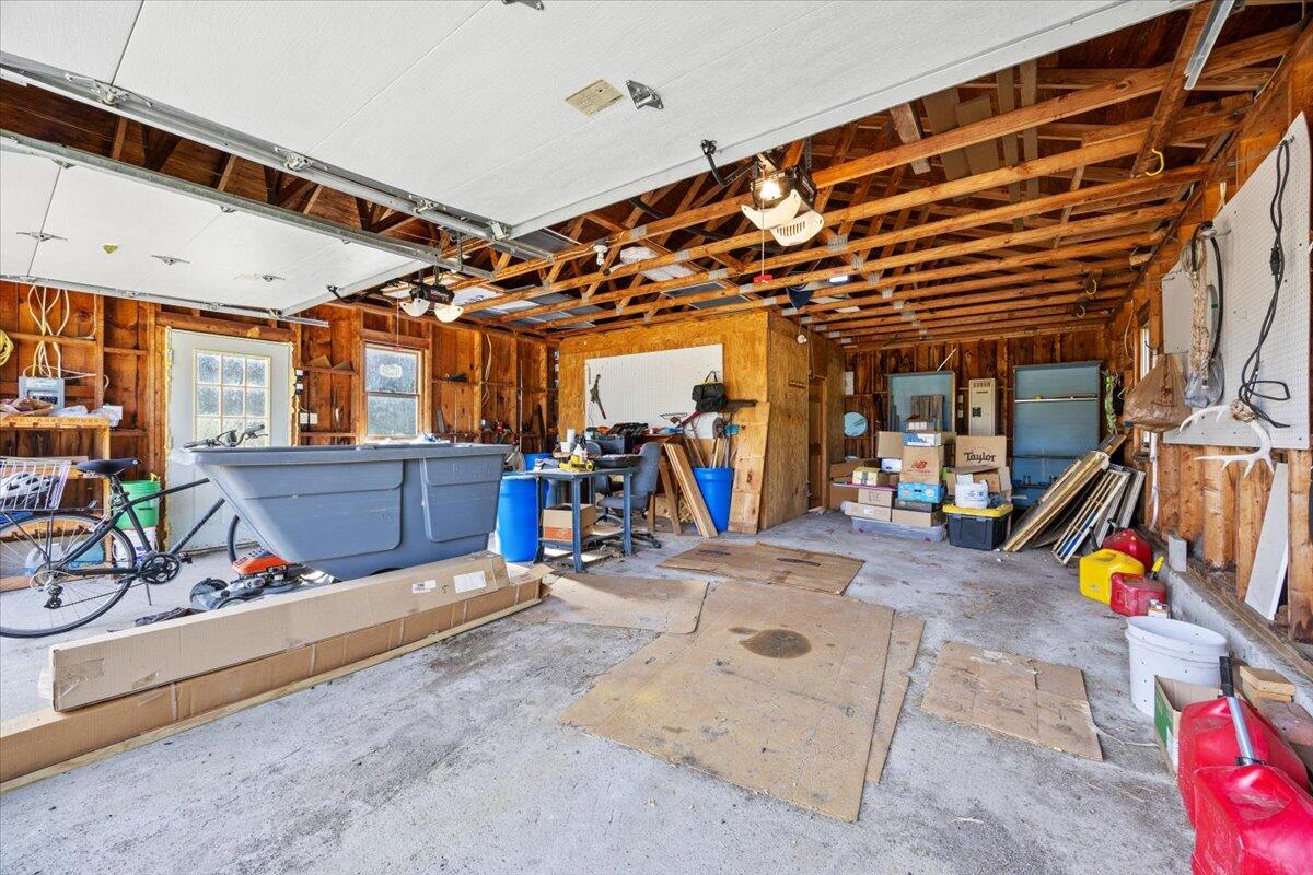 545 Foss Road, Limerick, ME, 04048