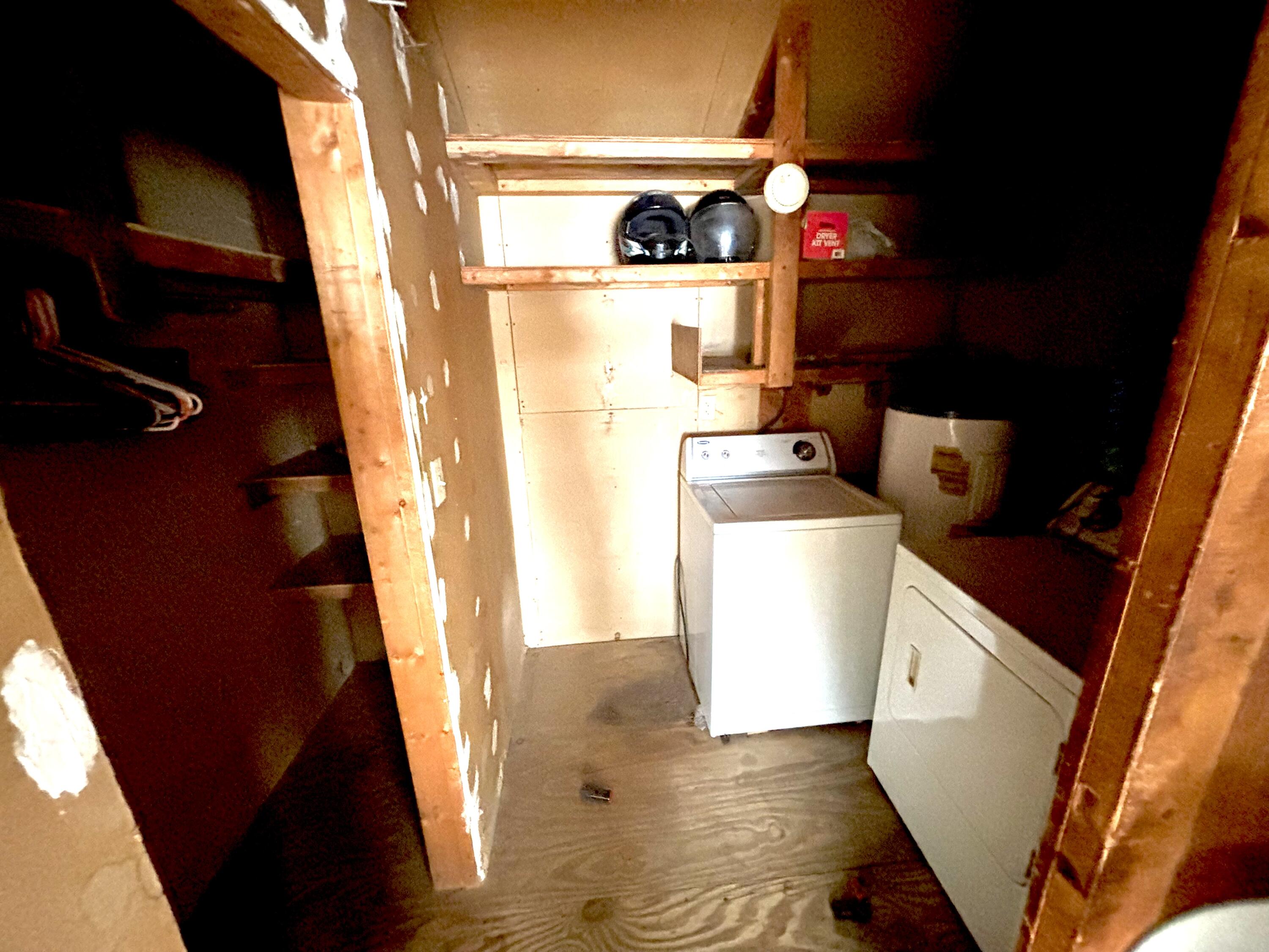 6 Horseshoe Road, Medway, ME, 04460