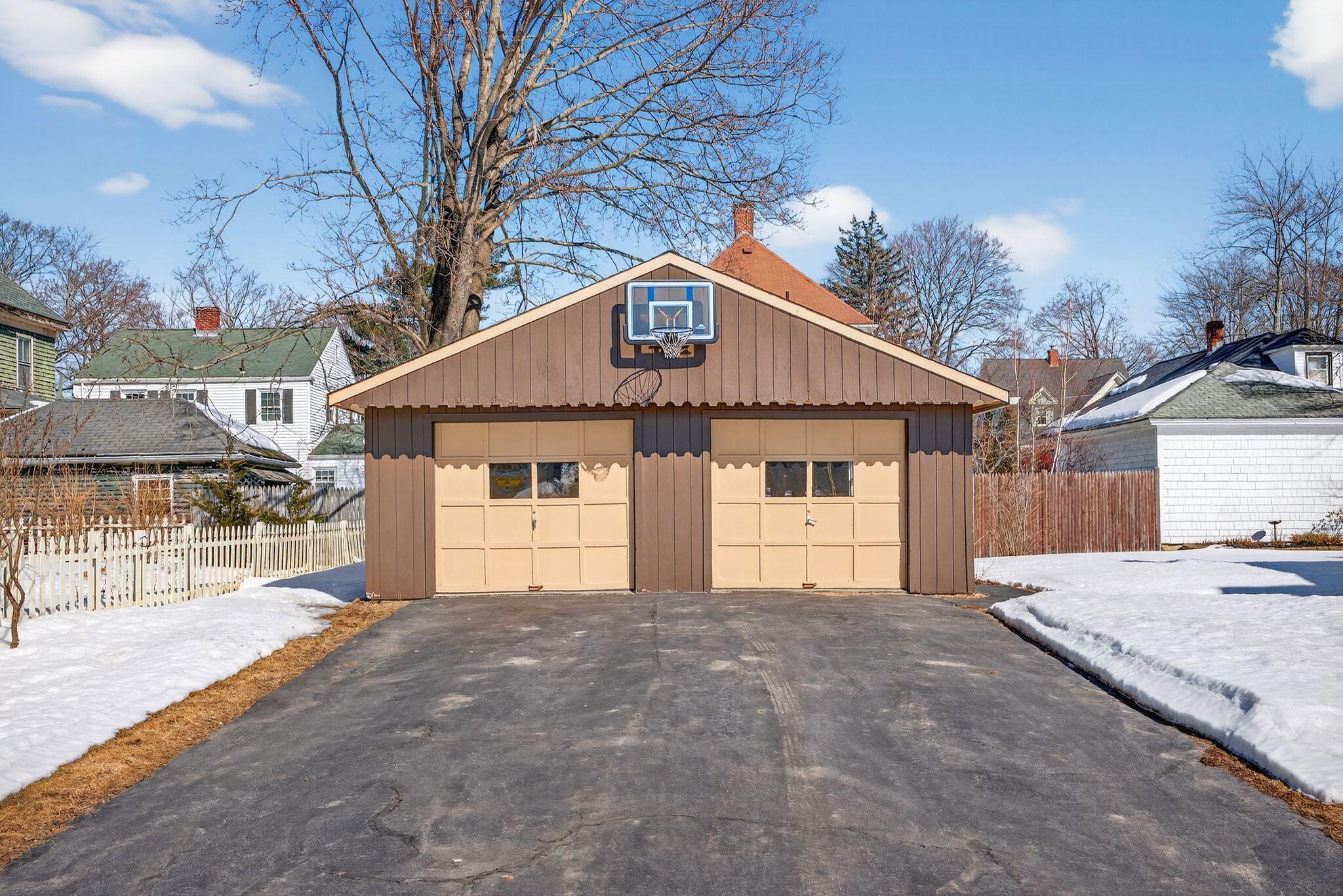 499 Brighton Avenue, Portland, ME, 04102