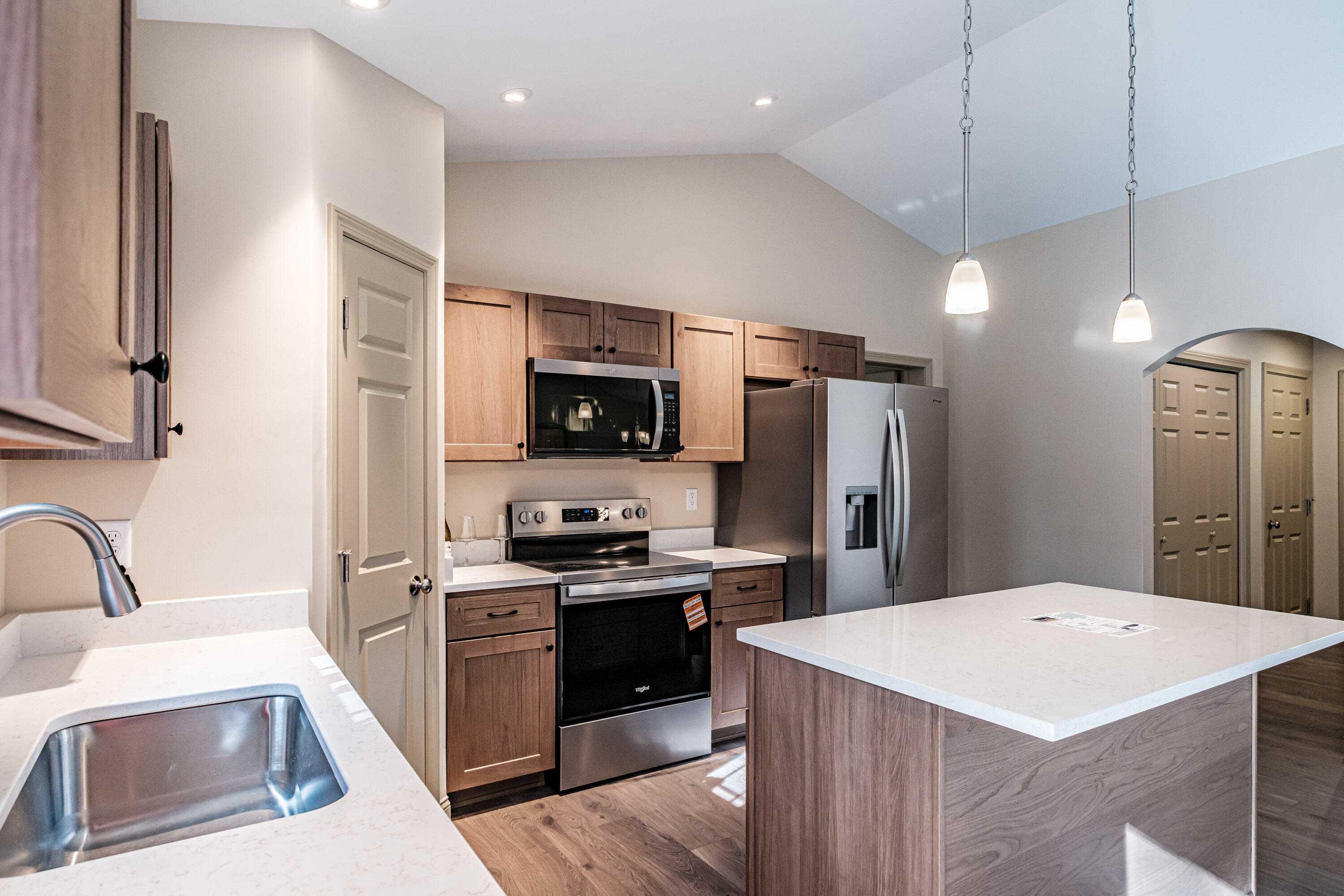 33 Woodbrey Lane, Standish, ME, 04084