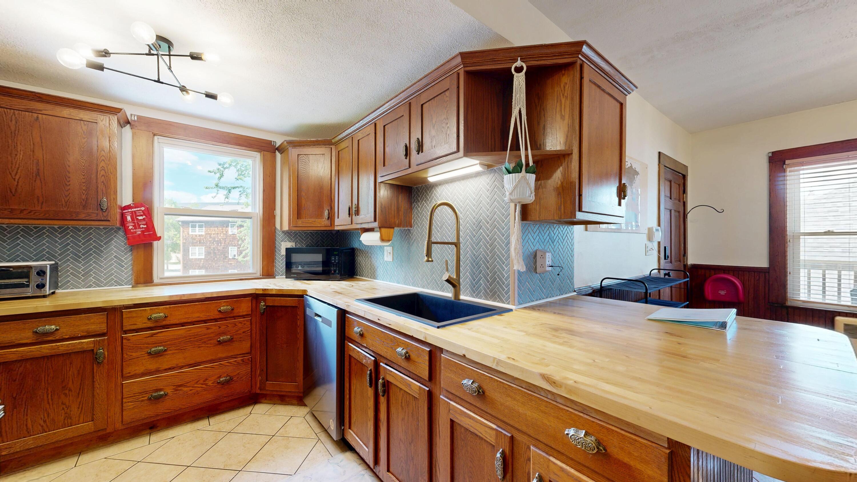 238-Sabattus-Street-Upstairs-Unit-061220