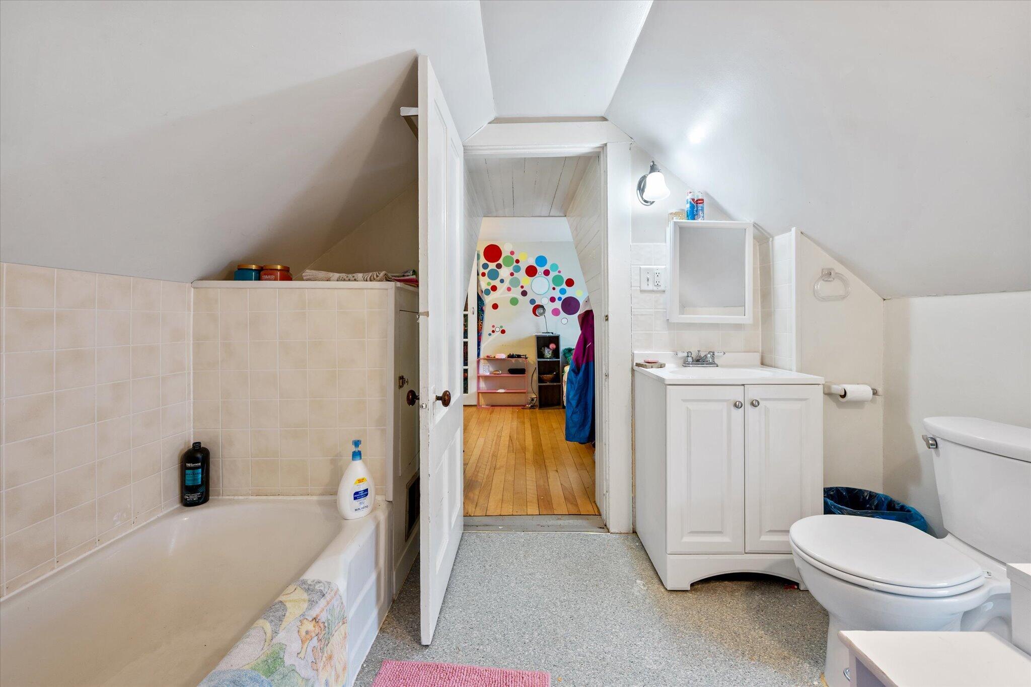 15 Grant Street, Bangor, ME, 04401