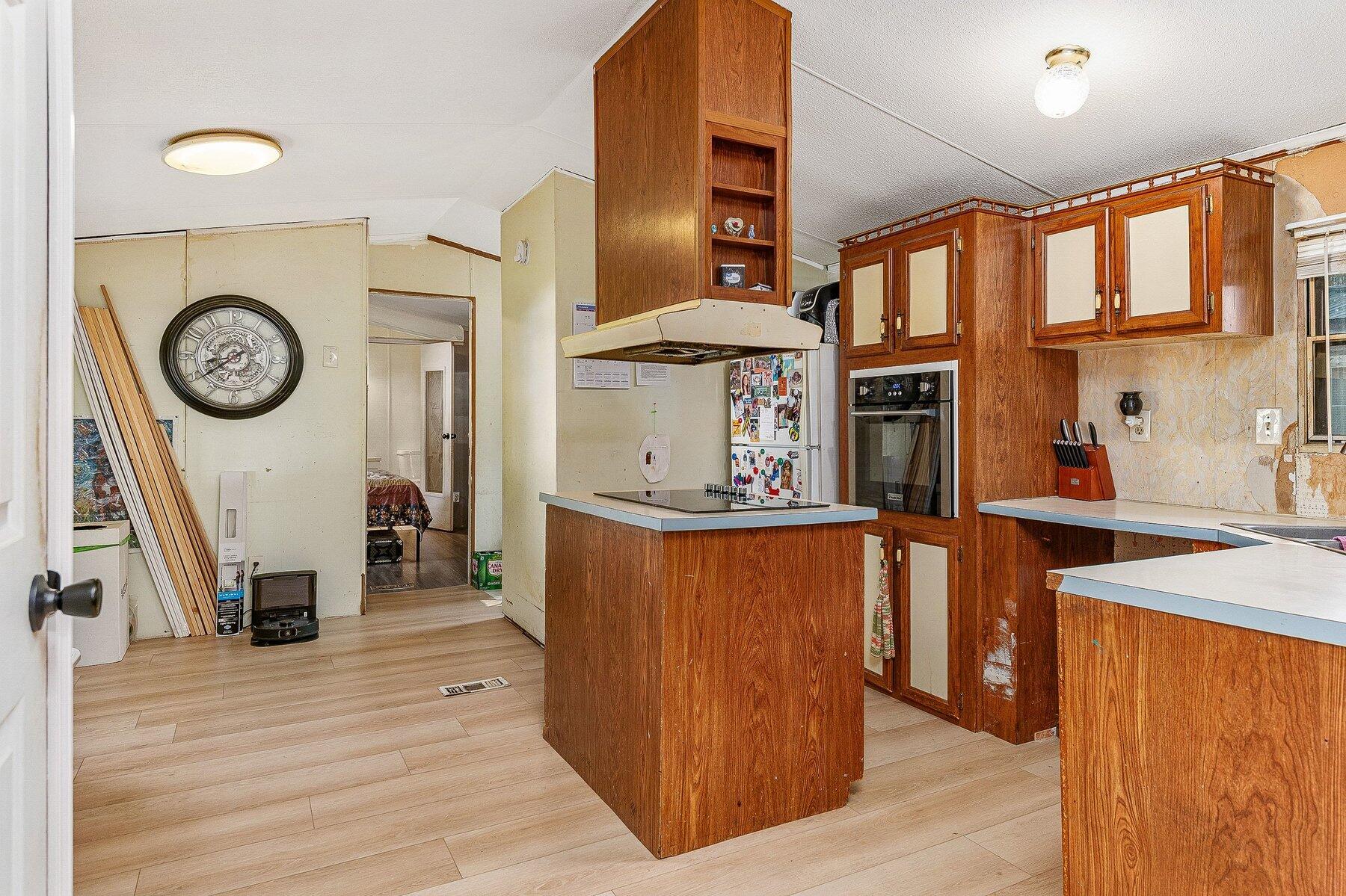 12 Allen Avenue, Arundel, ME 04046 Kitchen