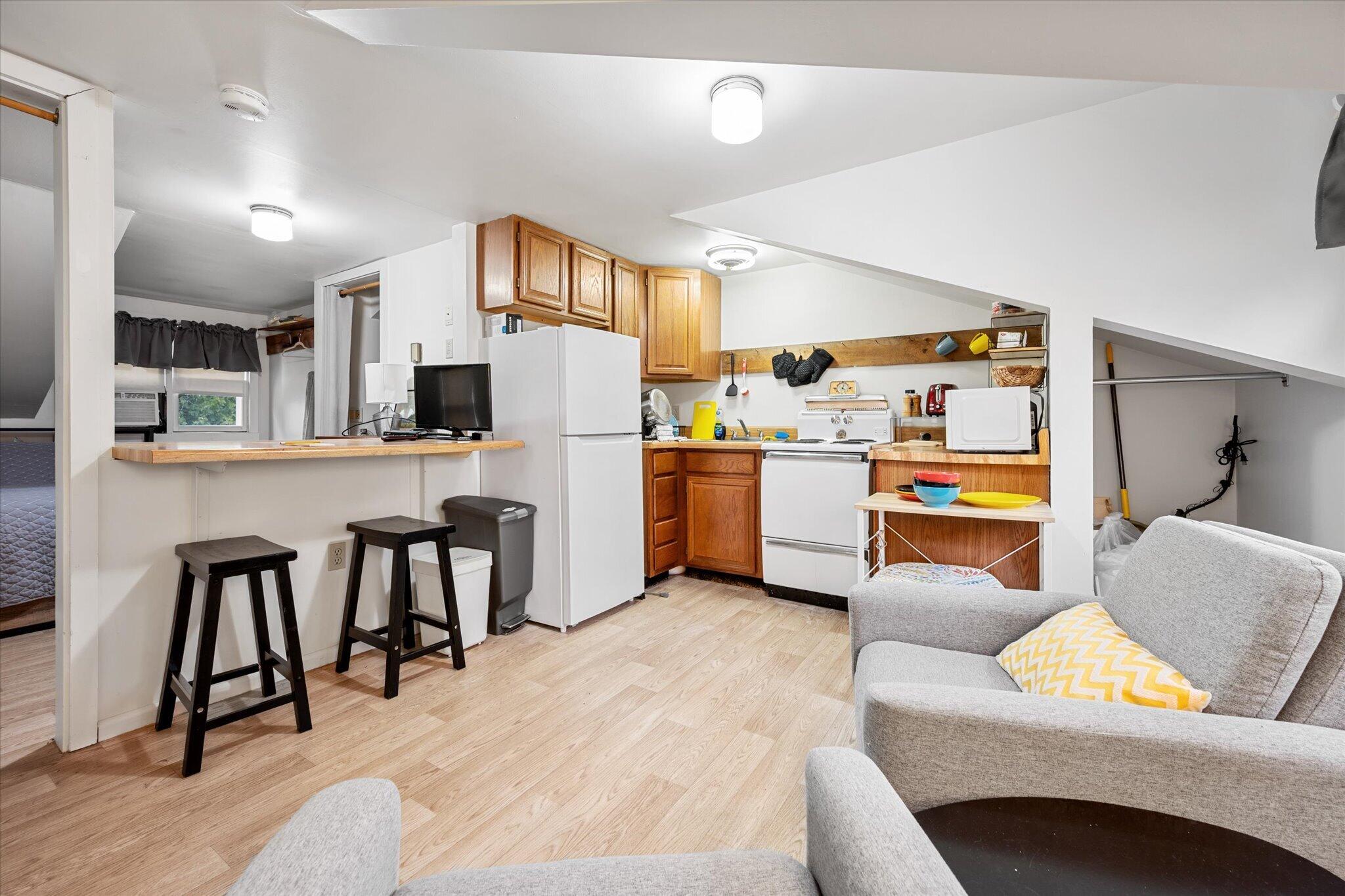 62 Bowden Point Road, Prospect, ME, 04981