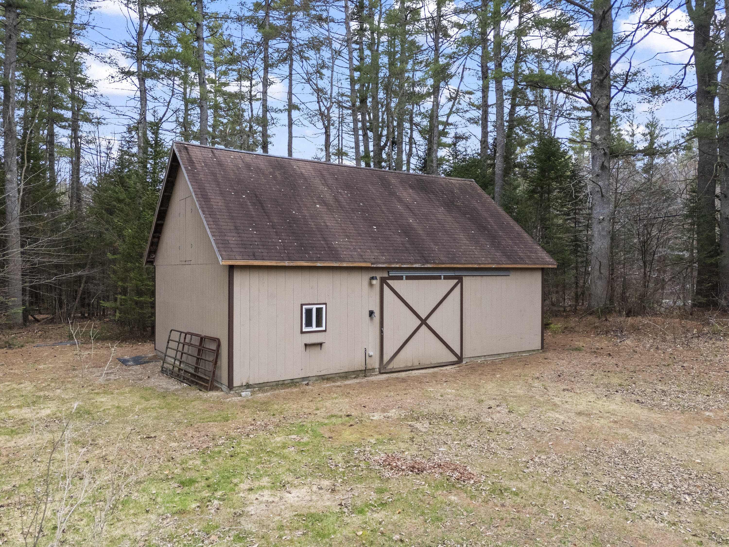 133 Main Street, Sumner, ME, 04292