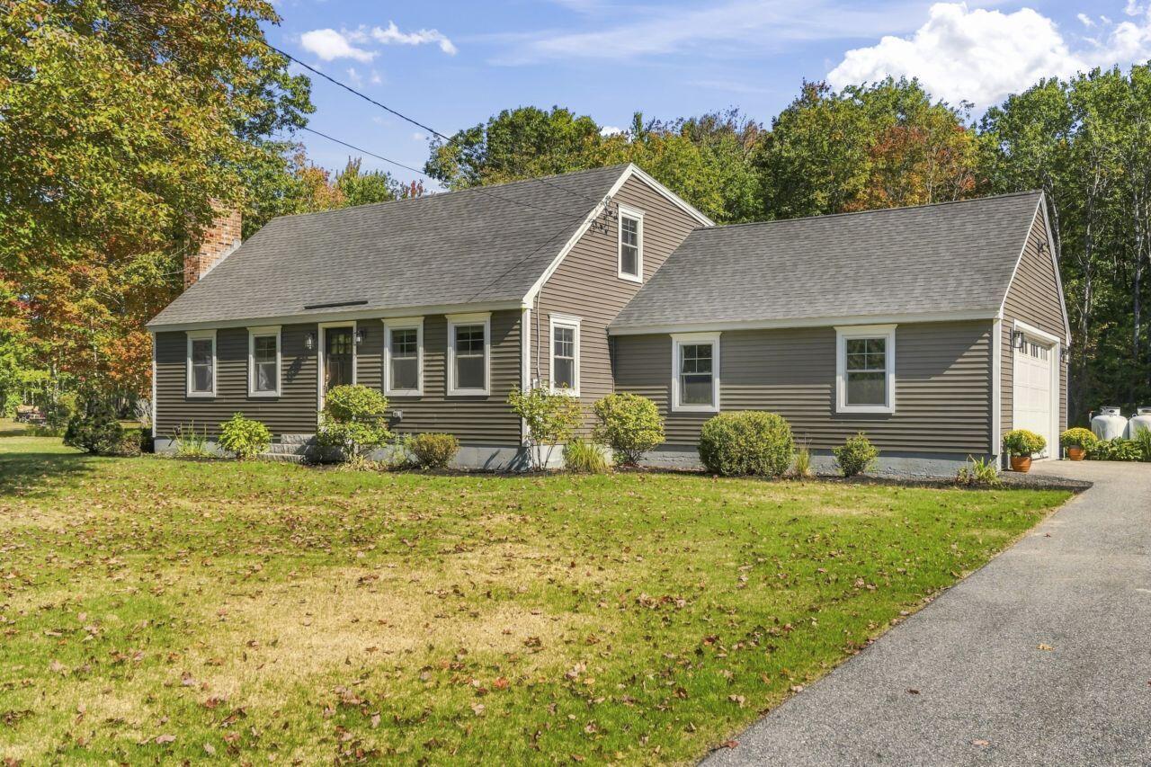 Photo of 1284 New County Road Dayton ME 04005