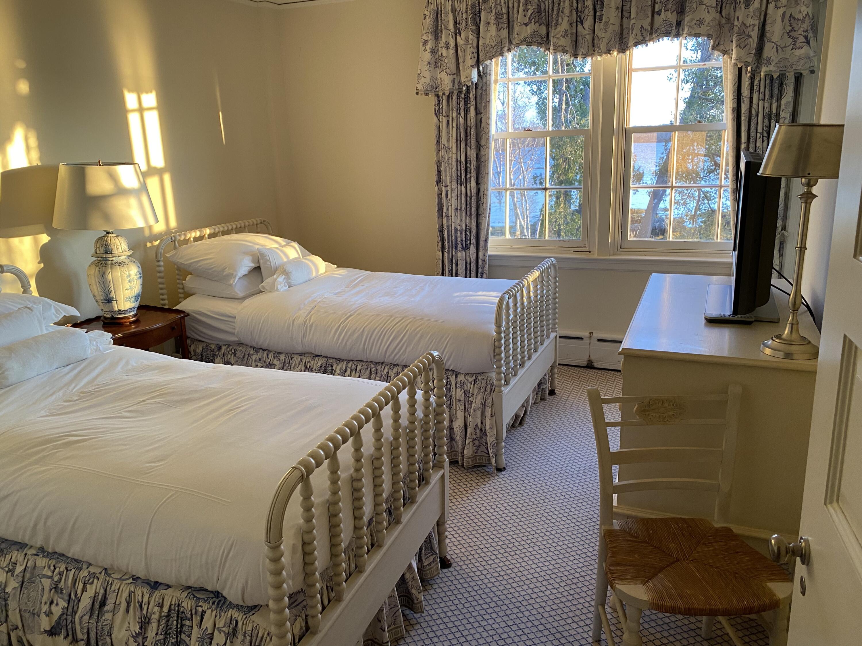 399 Hermit's Point Road, Islesboro, ME, 04848