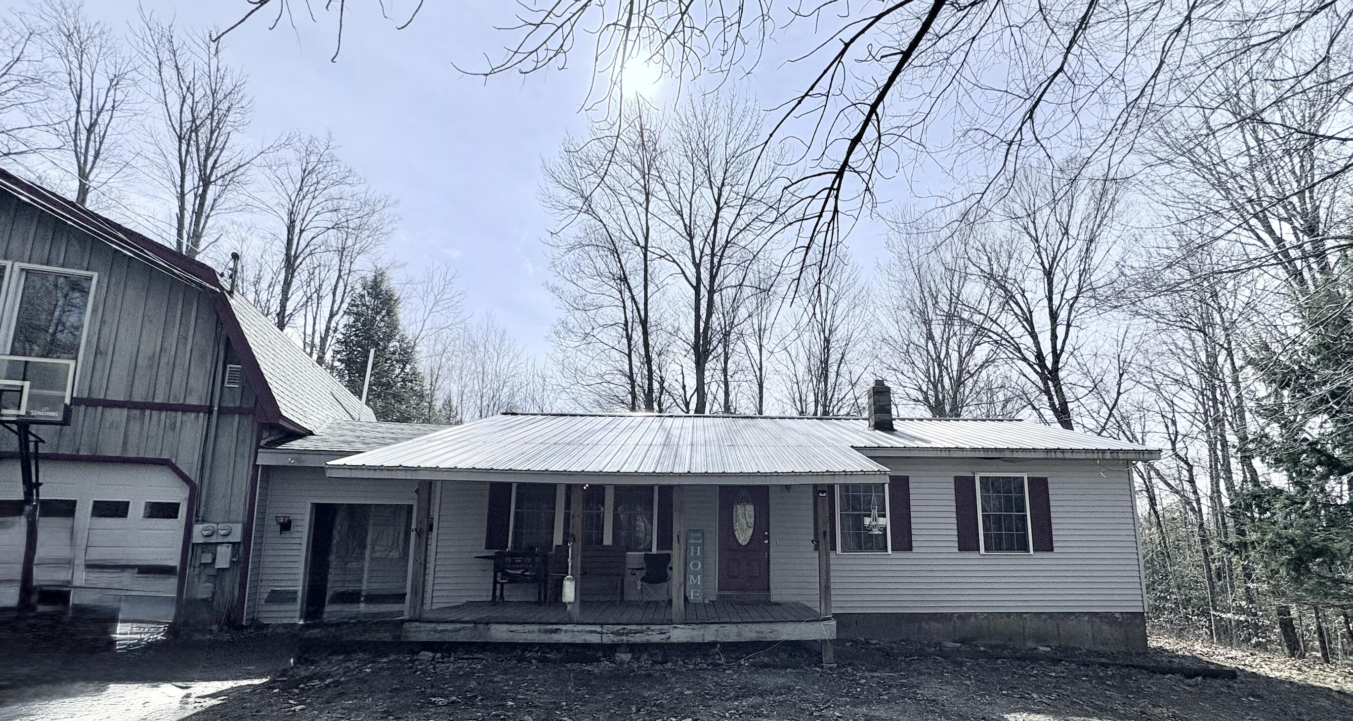 17 Walker Road, Mechanic Falls, ME, 04256