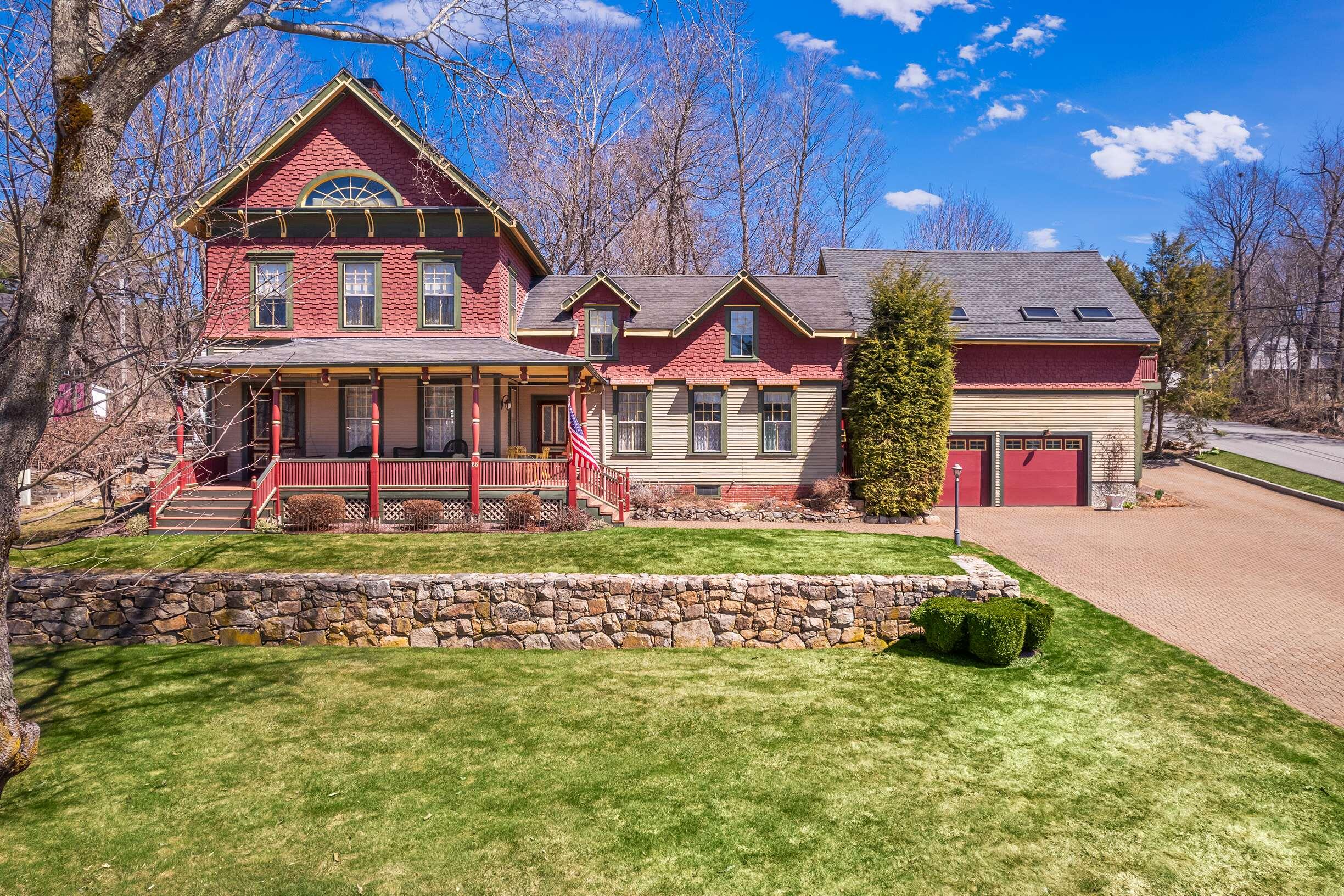 97 Penobscot Avenue, Millinocket, ME, 04462